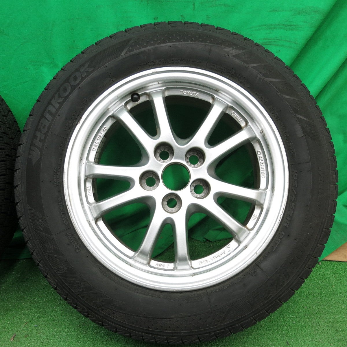 *送料無料* バリ溝！21年！9.5分★トヨタ 50系 プリウス 純正 195/65R15 スタッドレス ハンコック ウインターアイセプト IZ2A 15インチ PCD100/5H★4042711ナス