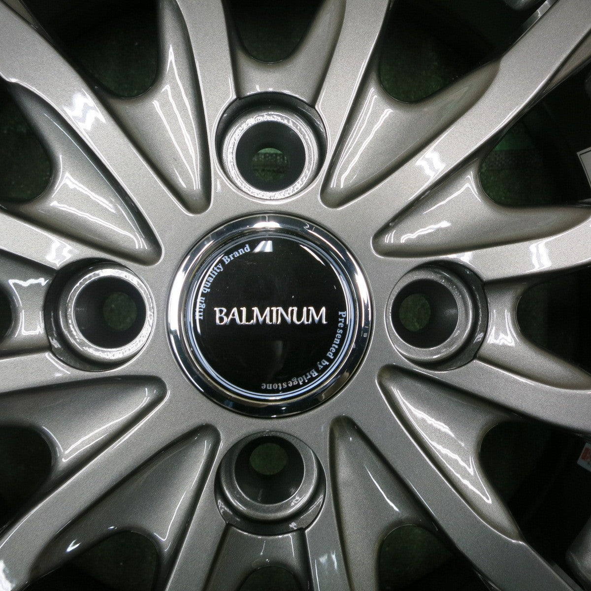 *送料無料* 未使用★BALMINUM バルミナ ホイール 14インチ 14×4.5J PCD100/4H★4063006HAホ