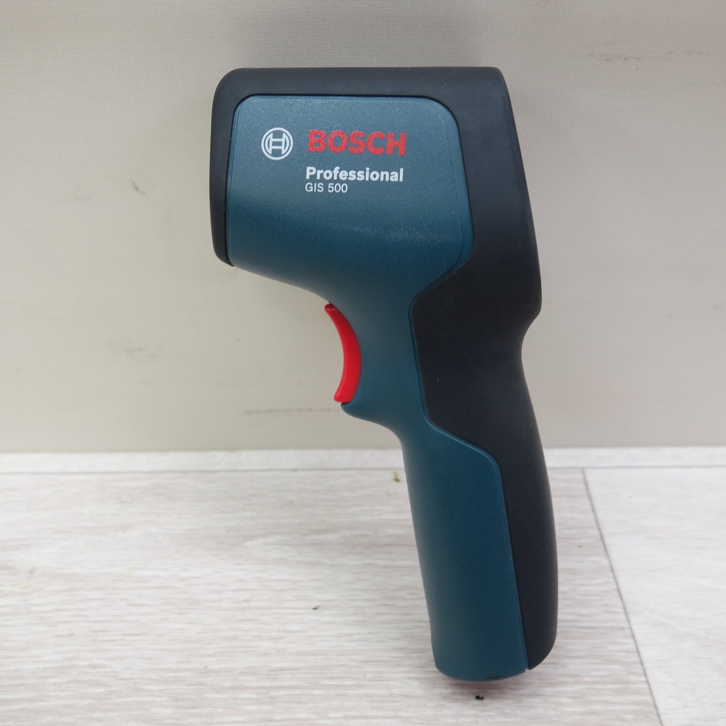 [送料無料] キレイ☆ボッシュ 放射 温度計 -30～500℃ 非接触 GIS500 ケース付き BOSCH☆