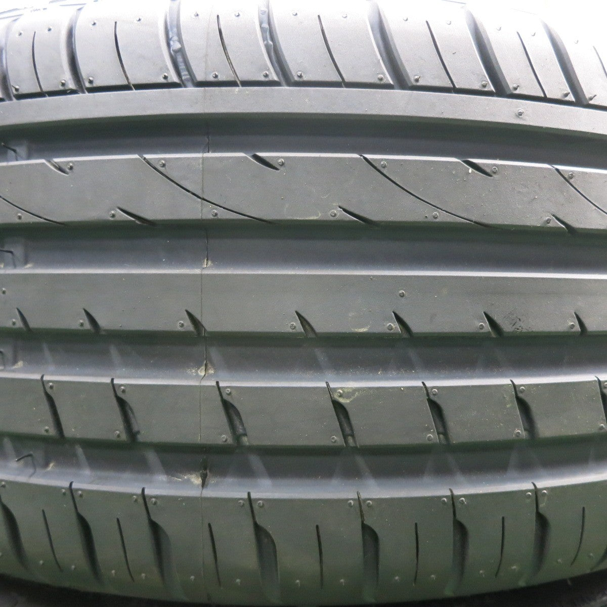 *送料無料* タイヤのみ未使用！23年！キレイ★ベンツ W223 Sクラス 純正 215/40R18 アプタニー SPORT macro RA301 18インチ PCD112/5H★4042008HAノ