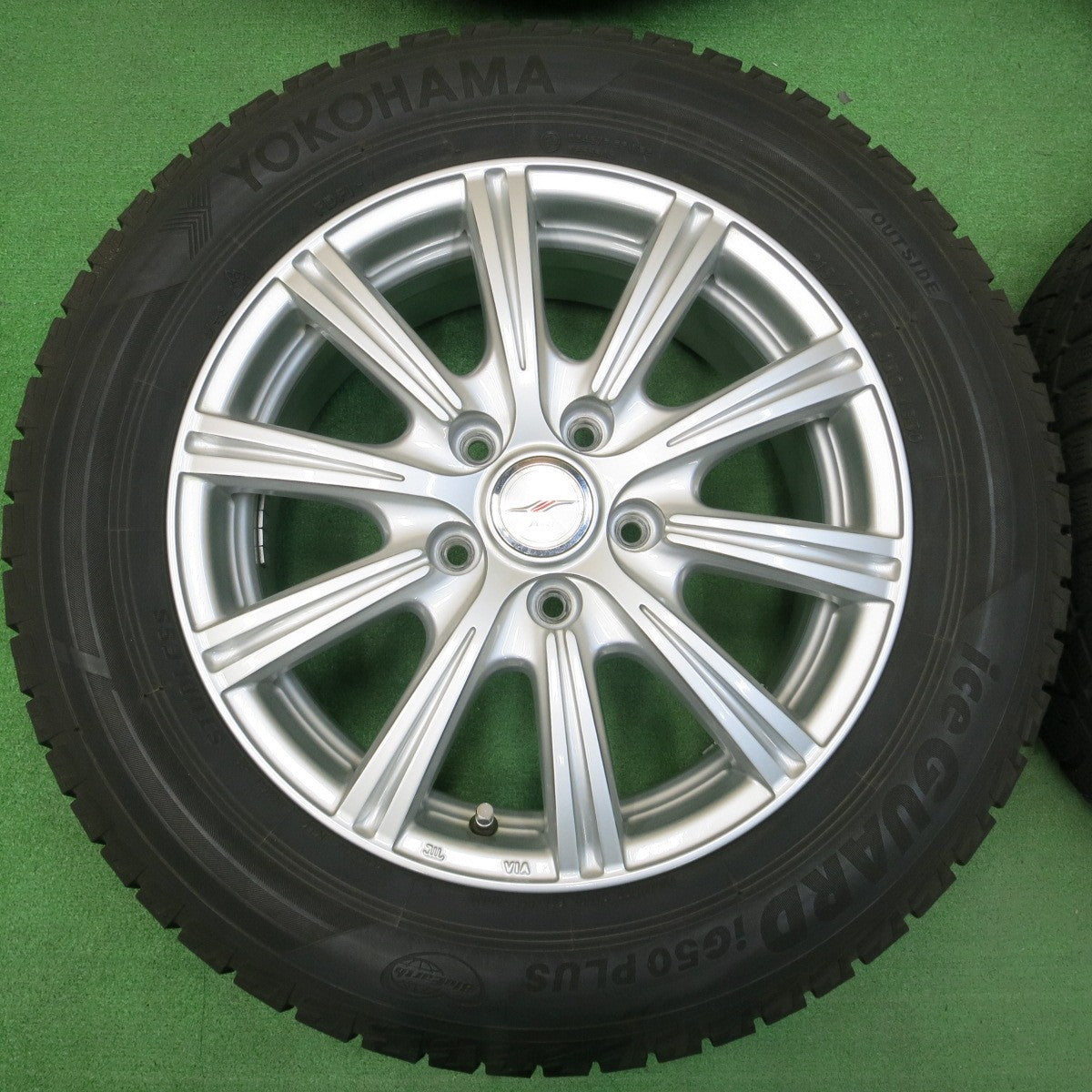 *送料無料* キレイ★スタッドレス 215/60R16 ヨコハマ アイスガード iG50 プラス JOKER ジョーカー 16インチ PCD114.3/5H★4031604イス