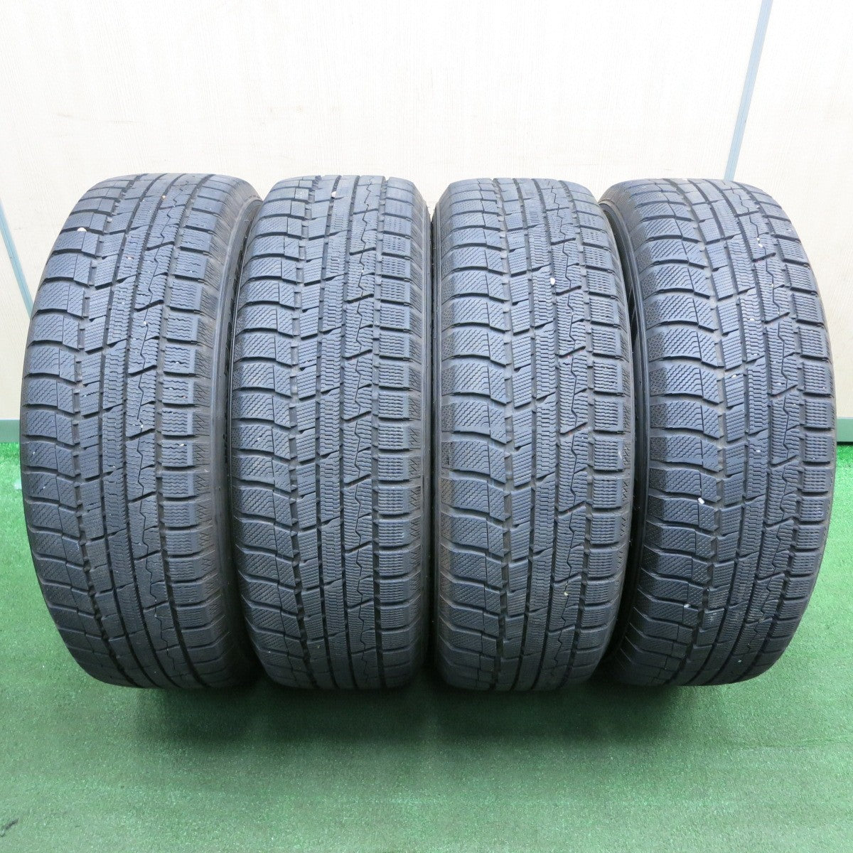 *送料無料* バリ溝！21年！キレイ！9.5分以上★スタッドレス 225/60R18 トーヨー ウインター トランパス TX SMACK ENKEI スマック エンケイ PCD114.3/5H★4041006TNス