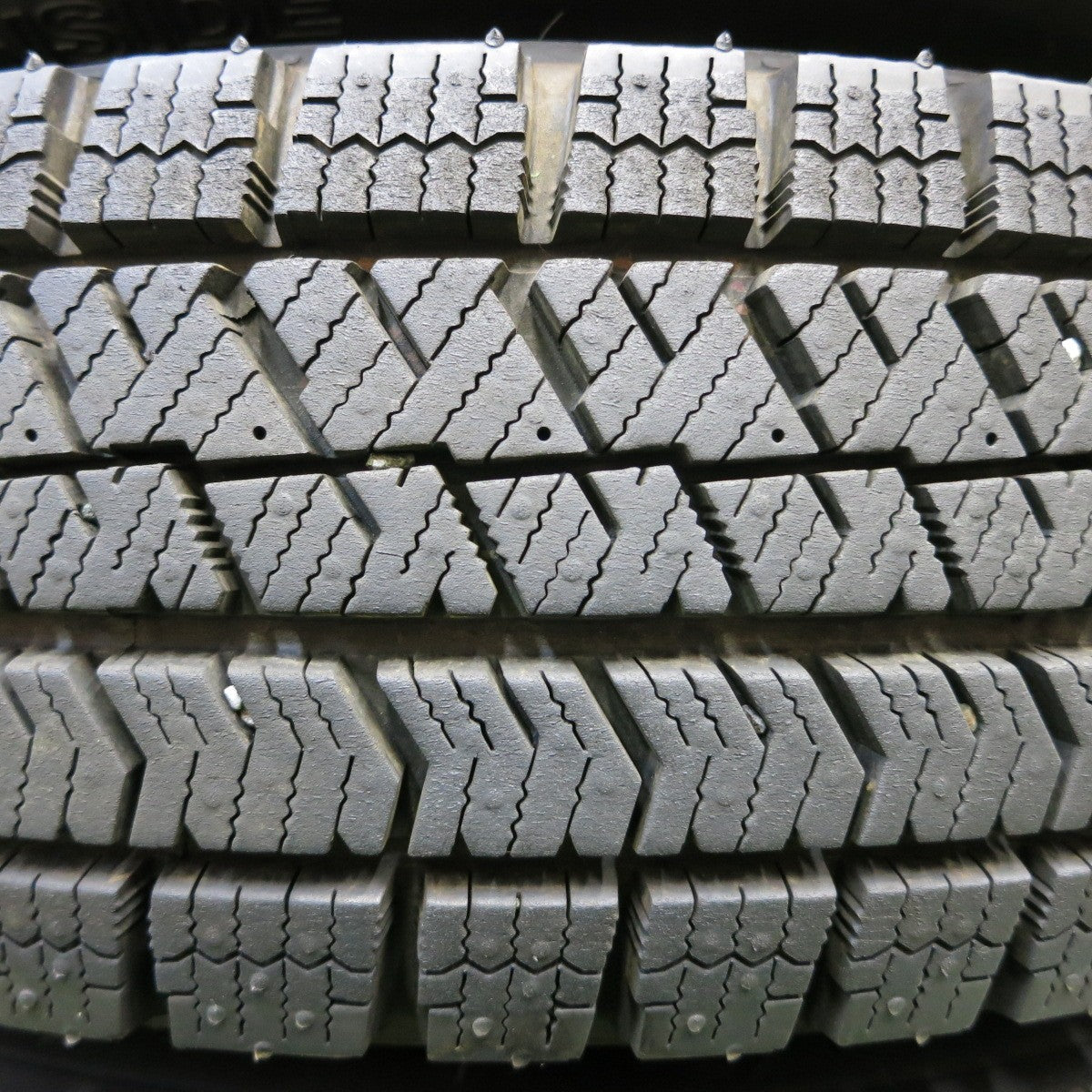 *送料無料* バリ溝！9.5分以上★スタッドレス 145/80R13 ブリヂストン ブリザック VRX2 Eurotech MANARAY SPORT  13インチ PCD100/4H★4041701イス