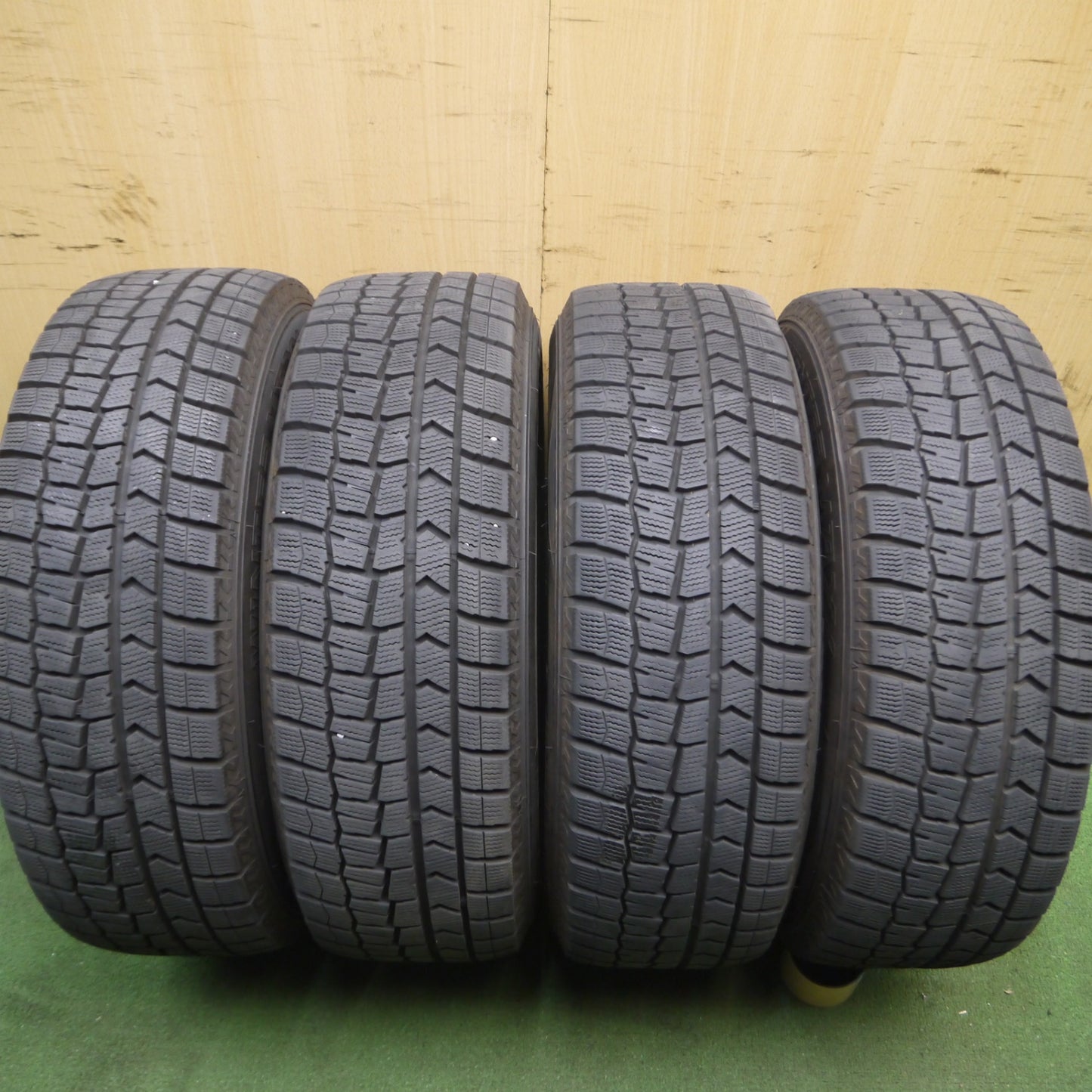 *送料無料* バリ溝！キレイ！9分★スタッドレス 195/65R15 ダンロップ ウインターマックス WM02 TEAD テッド 15インチ PCD114.3/5H★4040112Hス