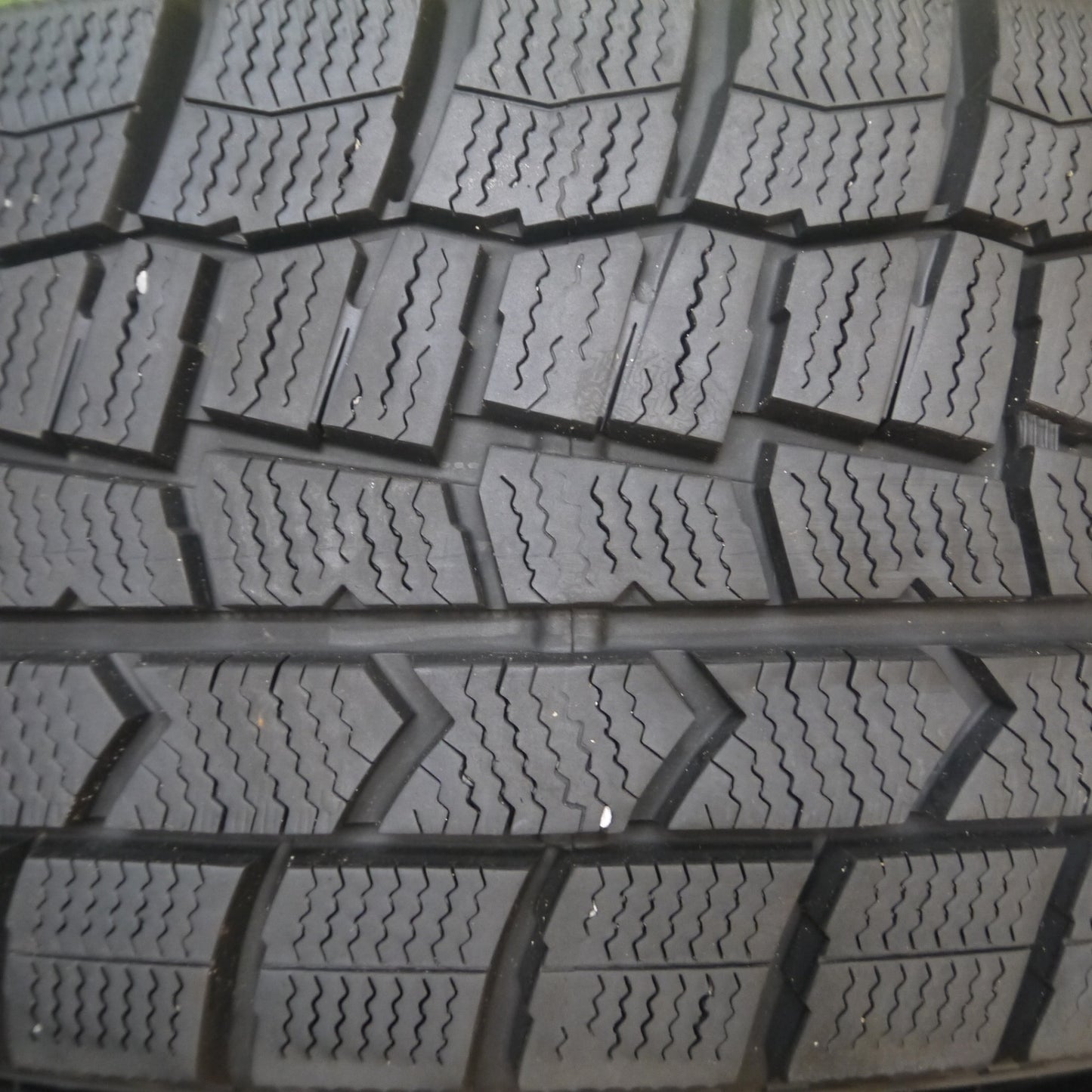 *送料無料* バリ溝！23年！キレイ！9.5分★スタッドレス 195/60R17 ダンロップ ウインターマックス WM02 DUFACT デュファクト 17インチ PCD114.3/5H★4052806Hス