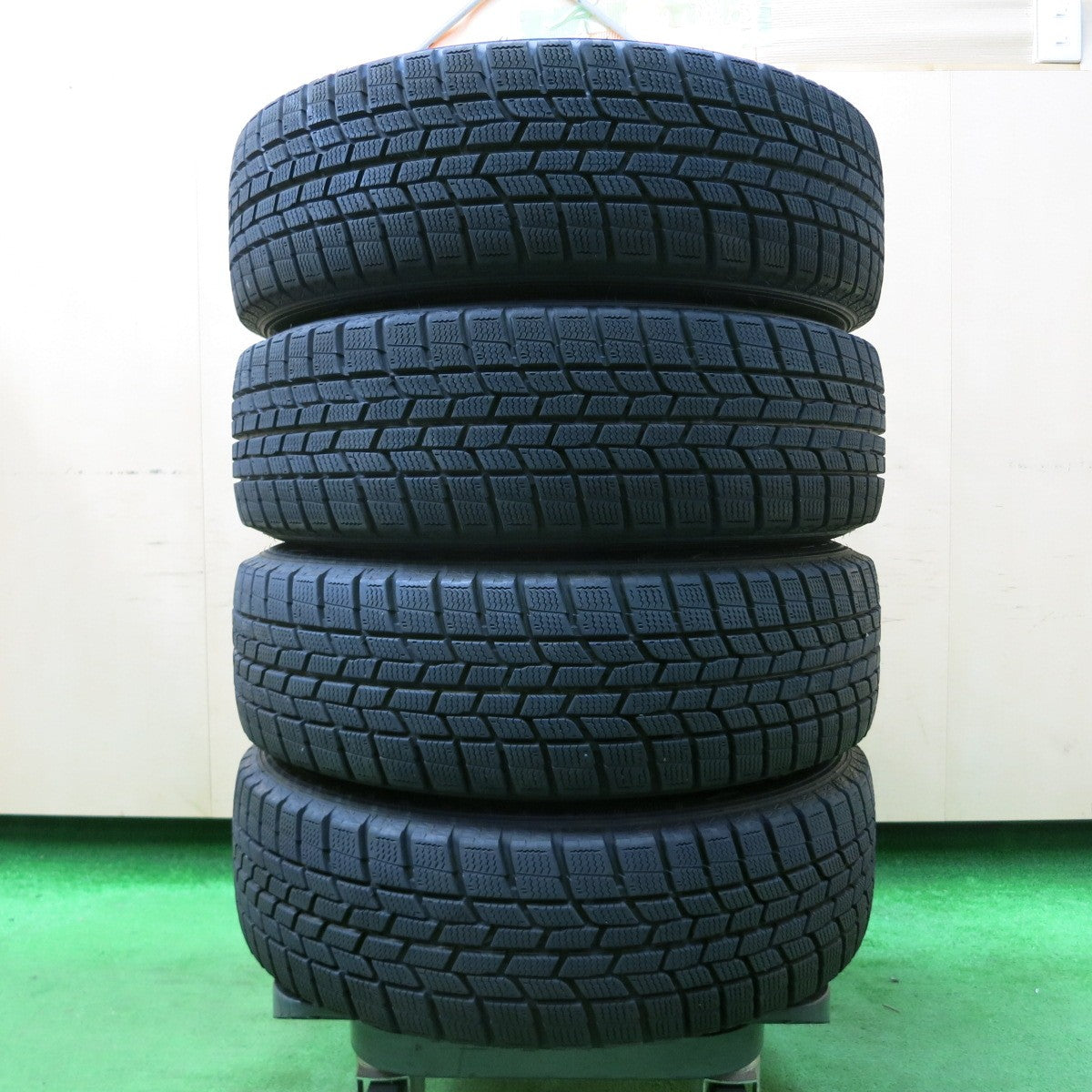 *送料無料* バリ溝！キレイ！9分★スタッドレス 175/65R15 グッドイヤー アイスナビ6 ravrion RS01 ラブリオン 15インチ PCD100/4H★4050101イス