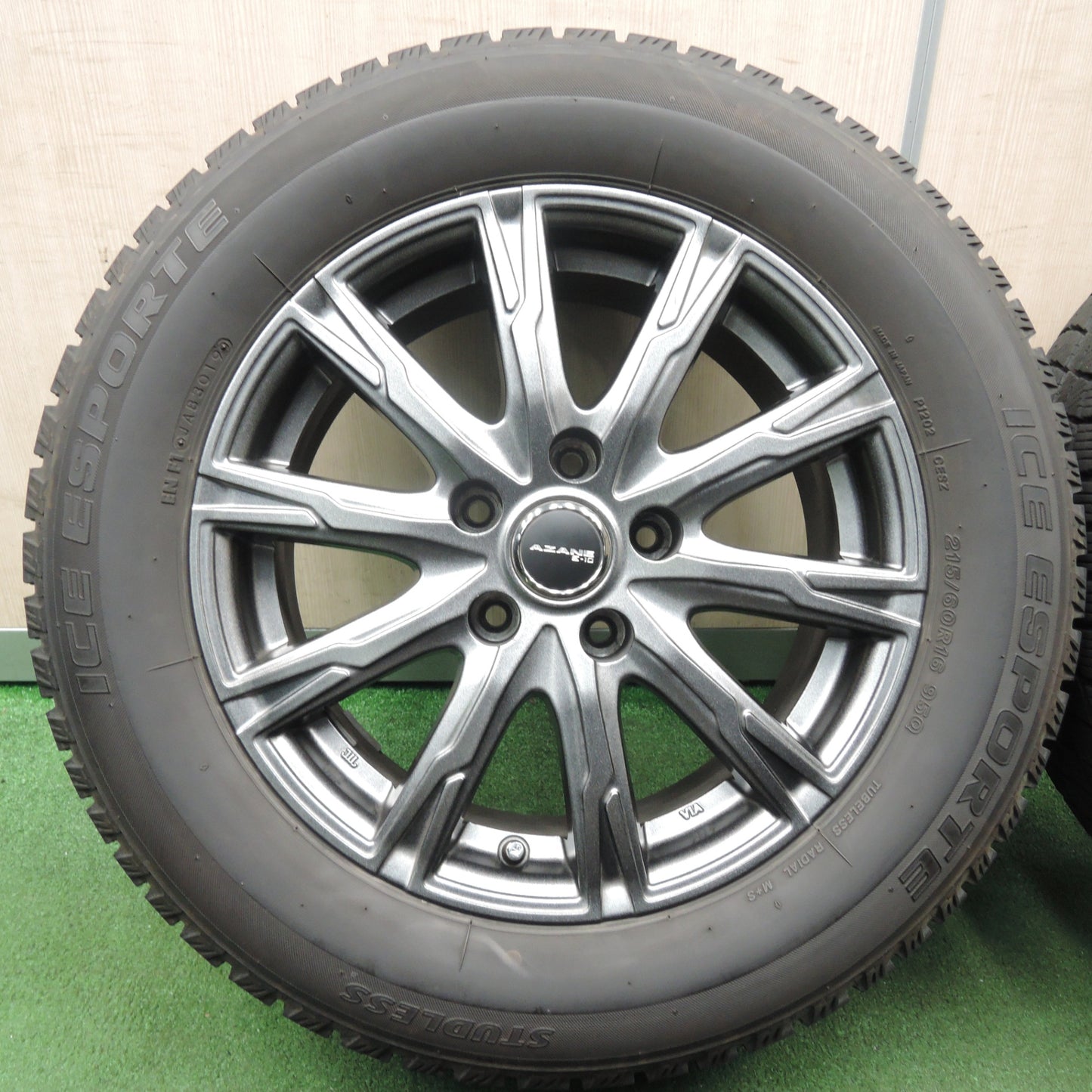 *送料無料* キレイ★スタッドレス 215/60R16 アイスエスポルテ AZANE E-10 アザーネ 16インチ PCD114.3/5H★4031302TNス