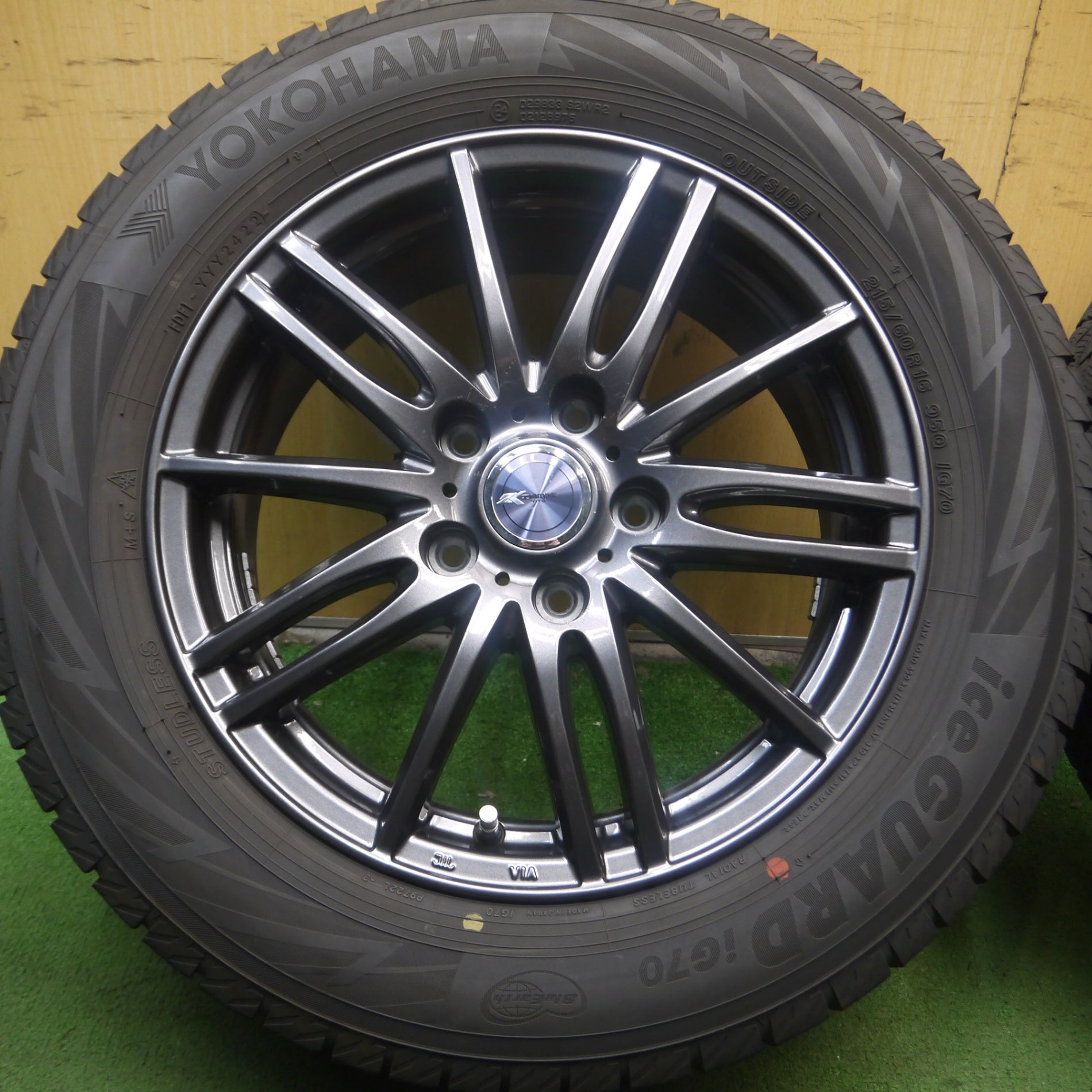 送料無料* バリ溝！22年！キレイ！9.5分☆スタッドレス 215/60R16 ヨコハマ アイスガード iG70 ZAMIK TITO w |  名古屋/岐阜の中古カー用品・工具の買取/販売ならガレージゲット