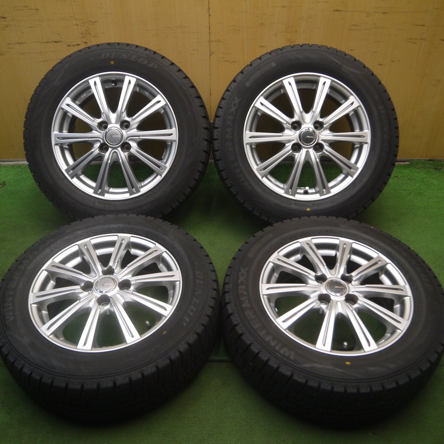 *送料無料* バリ溝！23年！キレイ！ほぼ10分★スタッドレス 185/65R15 ダンロップ ウインターマックス WM02 MiLLOUS ミルアス PCD100/4H★4072204Hス