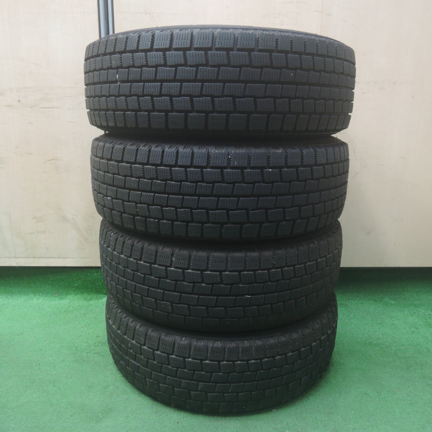 *送料無料* バリ溝！8.5分★CT＆W スチール 175/65R14 スタッドレス ヨコハマ アイスガード 14インチ PCD100/4H★4071602SYス