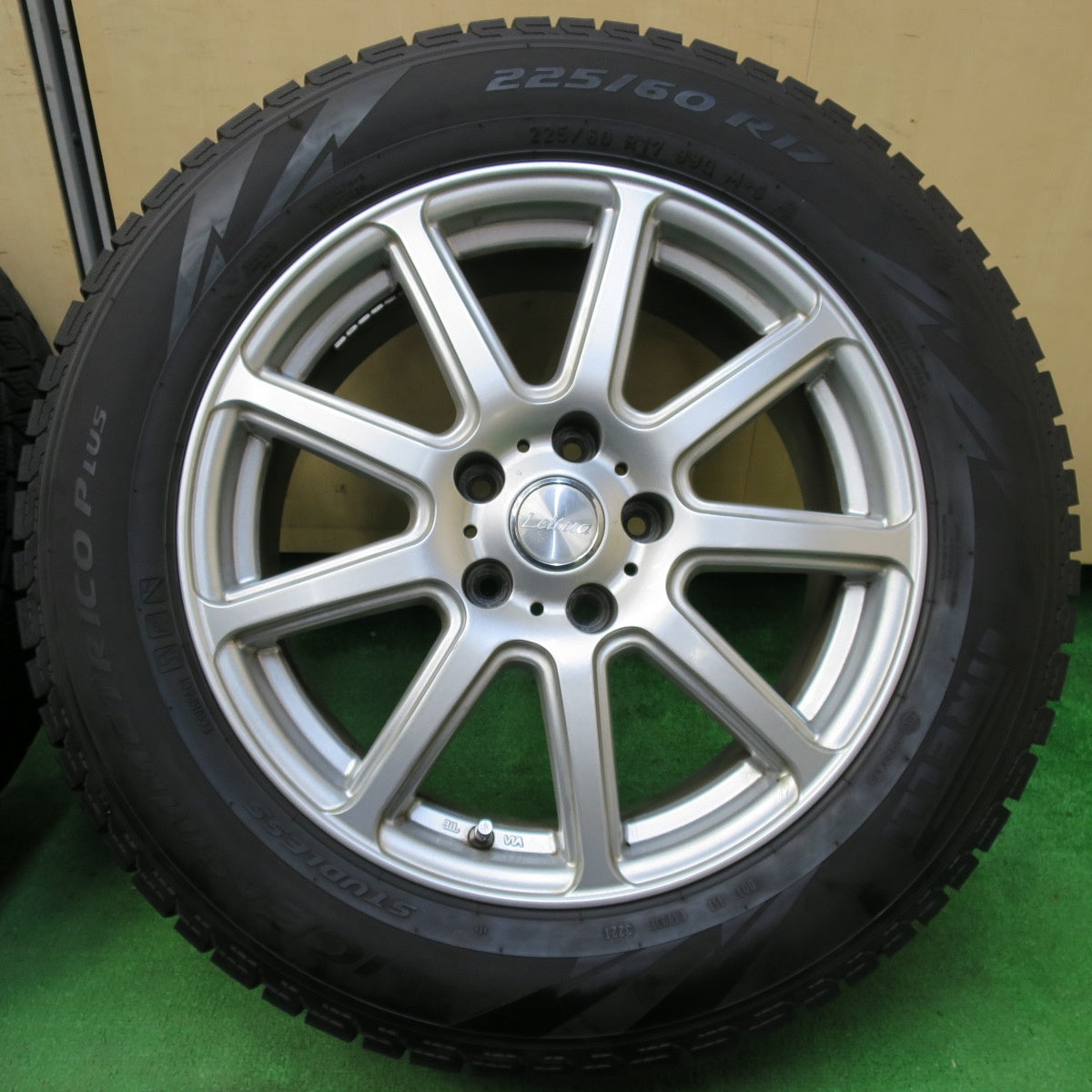 *送料無料* 4本価格！21年★スタッドレス 225/60R17 ピレリ アイスアシンメトリコ プラス Leitua レイツァー 17インチ PCD114.3/5H★4060802イス