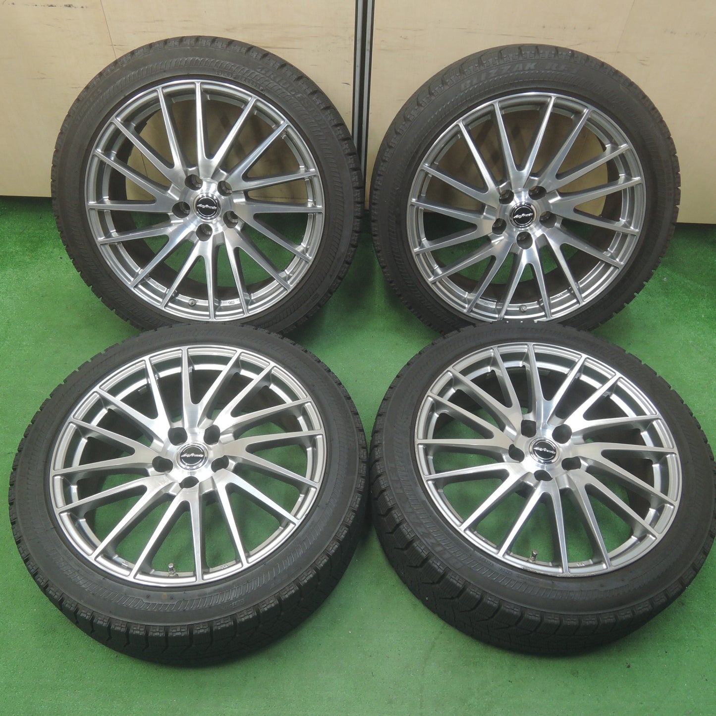 *送料無料* バリ溝！21年！9.5分★レクサス LS用 245/45R20 スタッドレス ブリヂストン ブリザック RFT Lefinada MOTION1 レフィナーダ PCD120/5H★4070401SYス