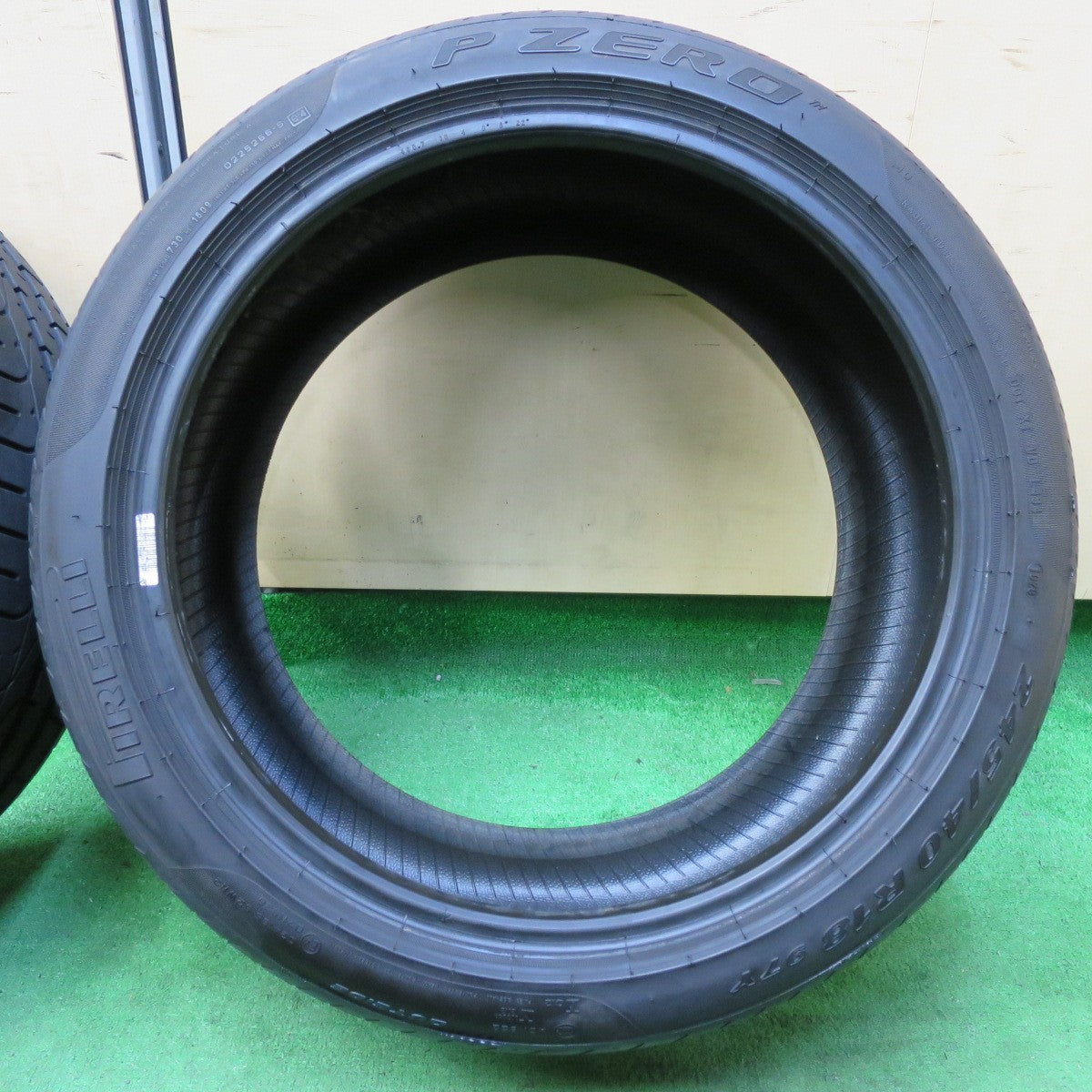 *送料無料* バリ溝！21年！9分★245/40R18 ハイフライ HF805 ピレリ PZERO タイヤ 18インチ レクサス スカイライン ランエボ ソアラ 等★4070810イノタ