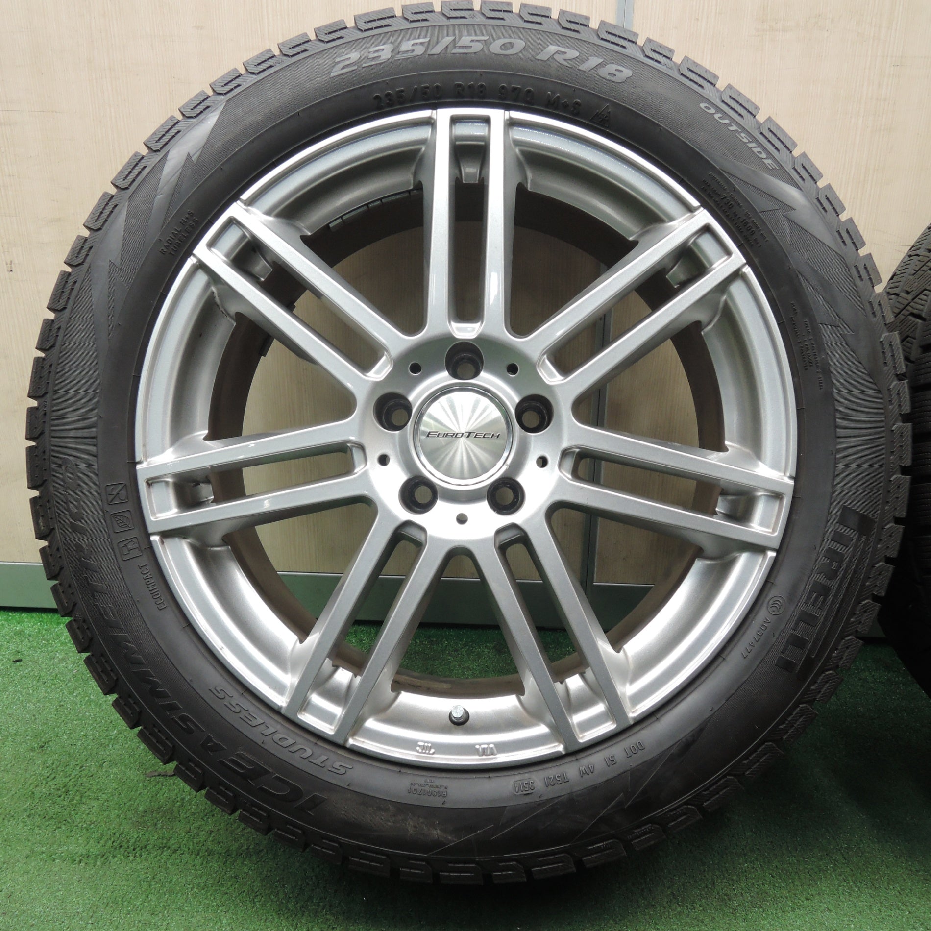 送料無料* バリ溝！キレイ！8.5分☆ベンツ等 EUROTECH 235/50R18 スタッドレス ピレリ アイスアシンメトリコ ユーロテ |  名古屋/岐阜の中古カー用品・工具の買取/販売ならガレージゲット