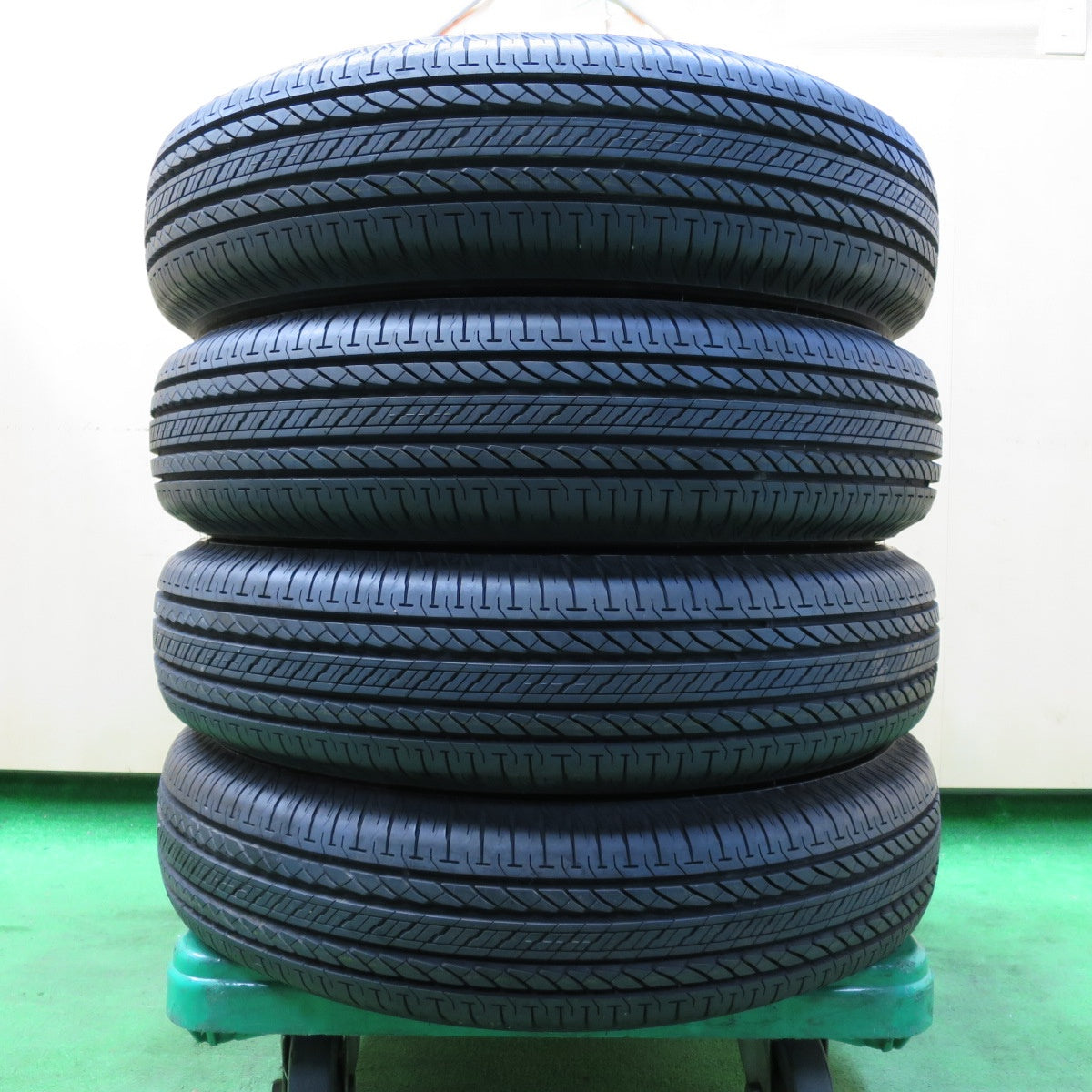 *送料無料* 新車外し！22年★ジムニー 等 175/80R16 ブリヂストン デューラー H/L 852 DUELER タイヤ 16インチ★4060502イノタ