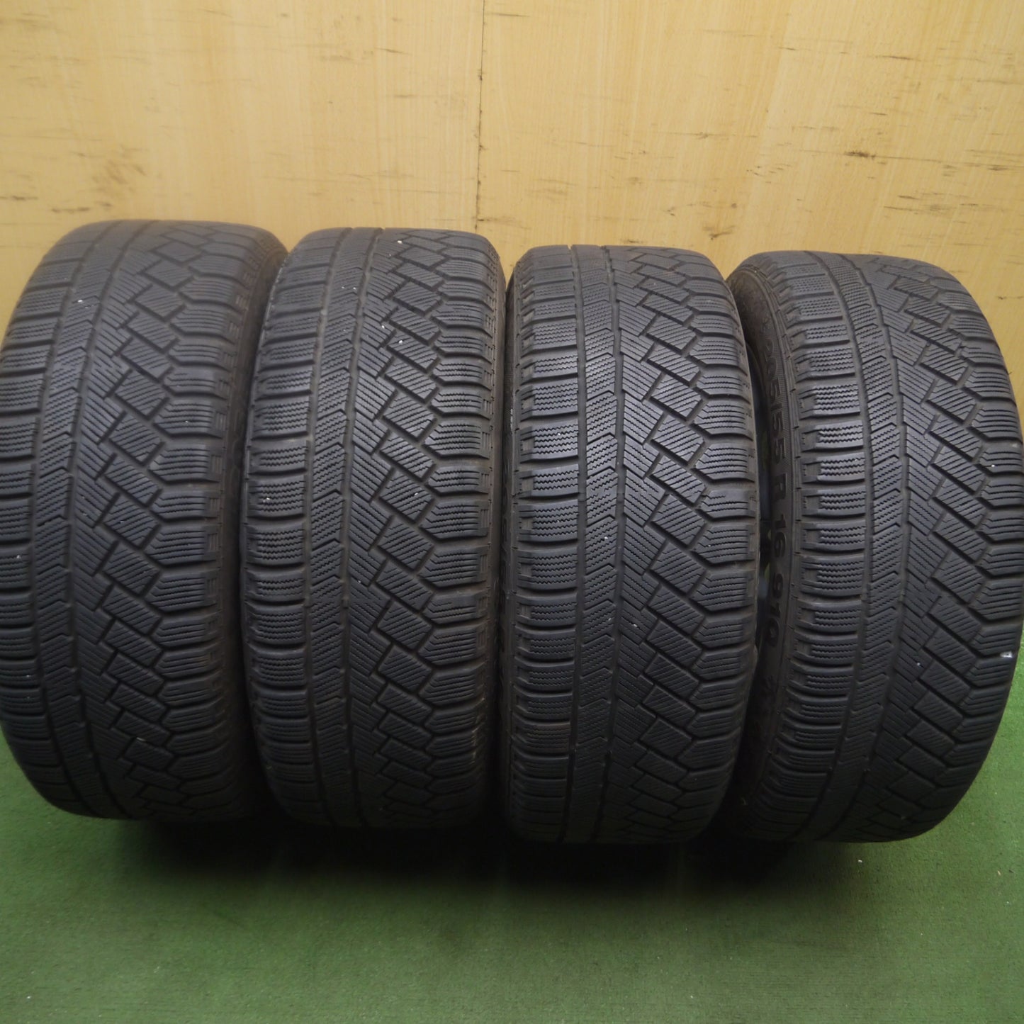 *送料無料* バリ溝！8.5分★ベンツ 等 EuroForsch スタッドレス 205/55R16 コンチネンタル コンチバイキング コンタクト3 ユーロフォルシュ PCD112/5H★4052411Hス