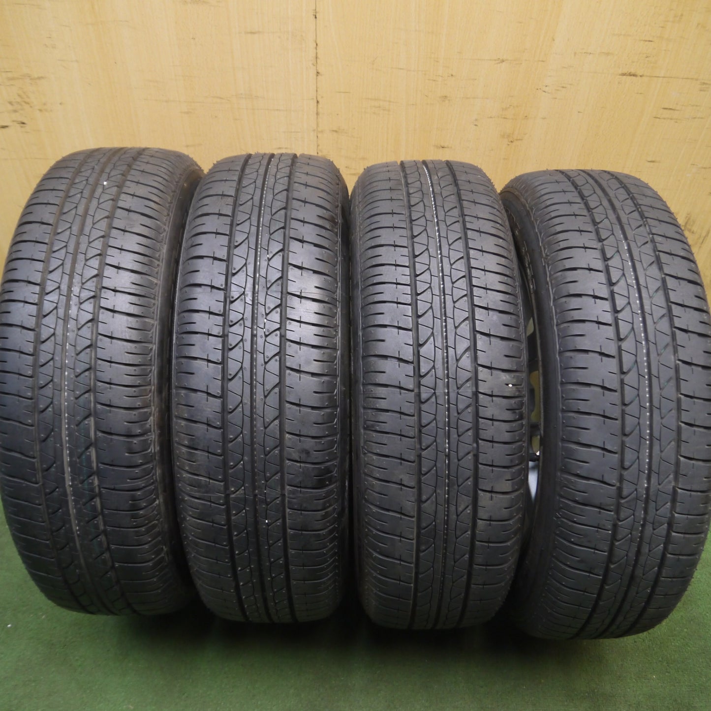 *送料無料* 新車外し★日産 E12 ノート 純正 185/65R15 ブリヂストン B250 15インチ PCD100/4H★4072404Hノ