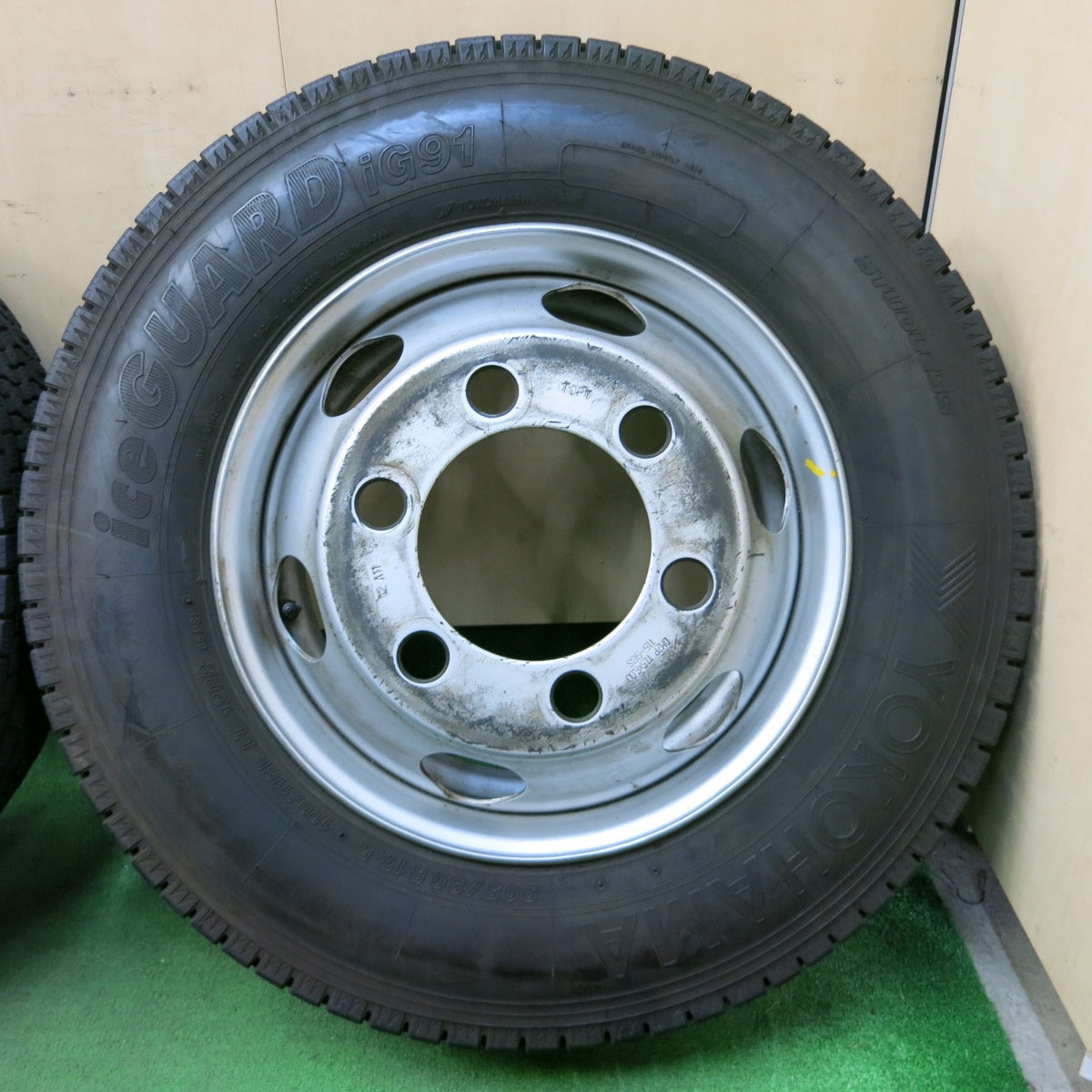 *送料無料* バリ溝！21年！9分★トラック タイヤ 205/80R17.5 スタッドレス ヨコハマ アイスガード iG91 TOPY スチール 115-9CS PCD222.25/6H★4061502ナス