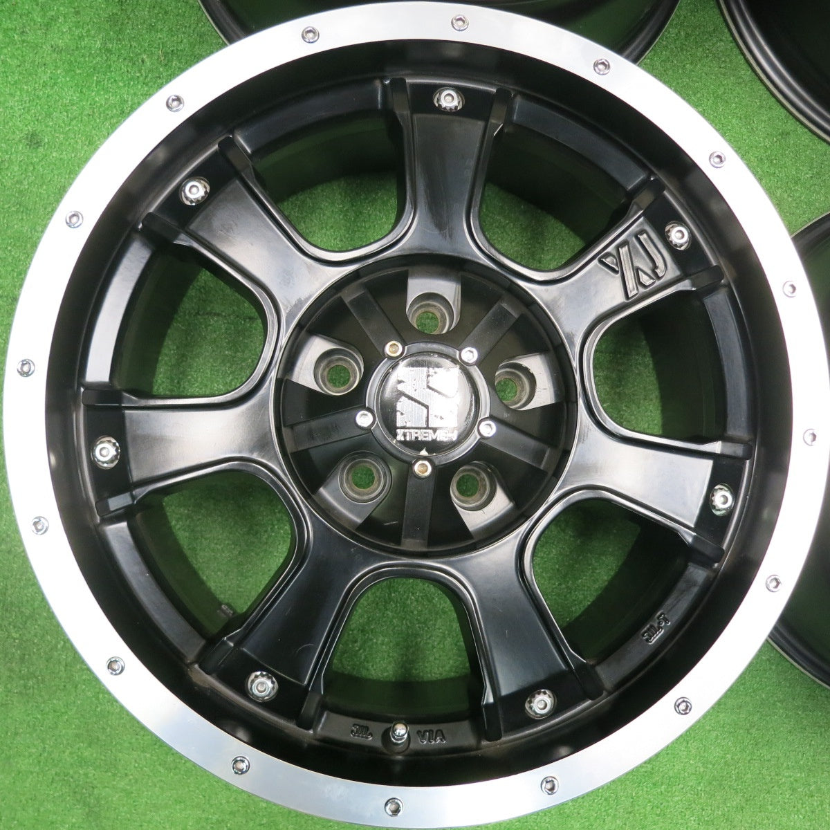 [送料無料] キレイ★XTREME-J XJ02 17インチ ホイール エクストリームJ 17×7.5J PCD114.3 127/5H マルチ★4102803HAホ