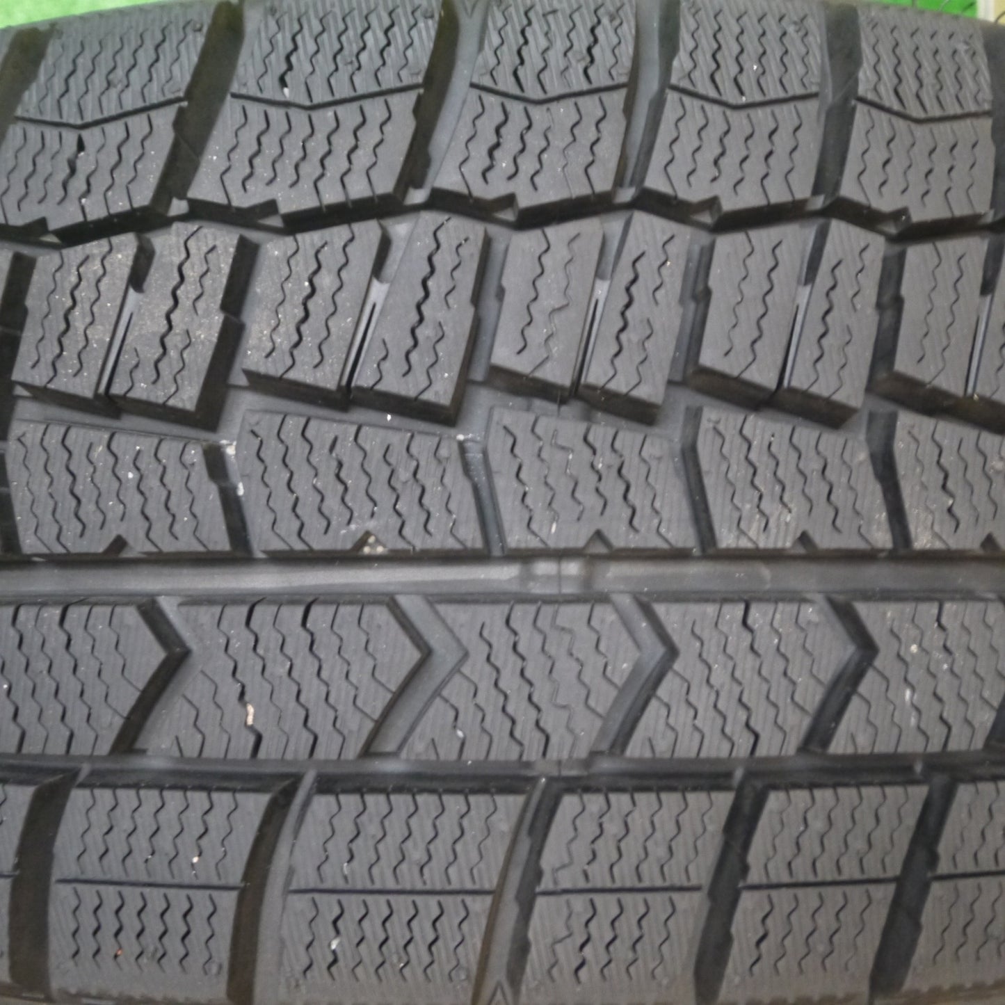 *送料無料* バリ溝！21年！キレイ！9.5分以上★スタッドレス 195/45R17 ダンロップ ウインターマックス WM02 STRANGER ストレンジャー PCD114.3/5H★4090901Hス