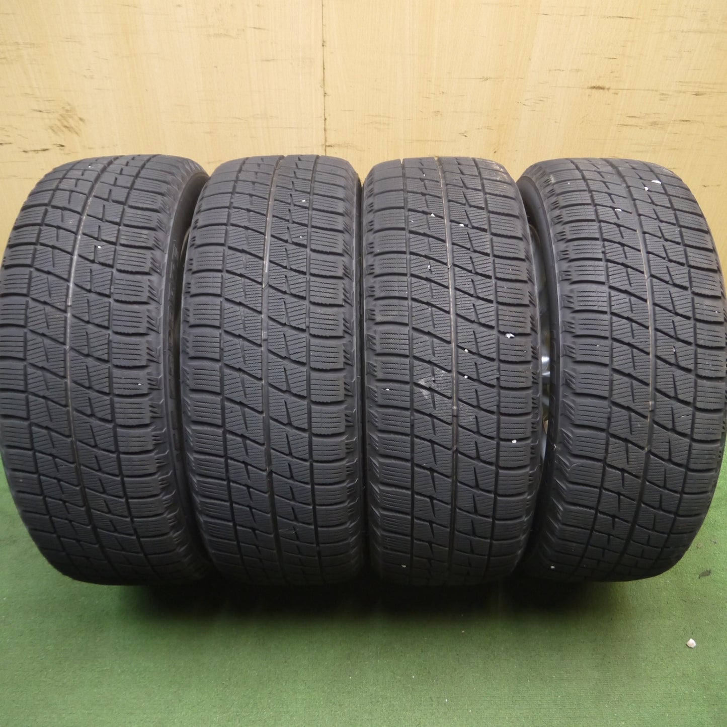 *送料無料* バリ溝！キレイ！8.5分★スタッドレス 205/55R16 アイスエスポルテ LEBEN レーベン 16インチ PCD114.3/5H★4032507Hス