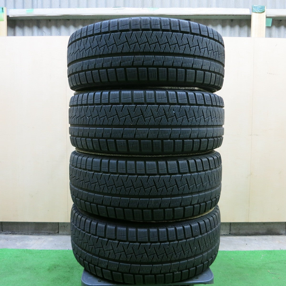 *送料無料* 4本価格★Partire ASSO 215/45R17 スタッドレス ピレリ アイスアシンメトリコ パルティーレ アッソ PCD100/5H★4061802ナス