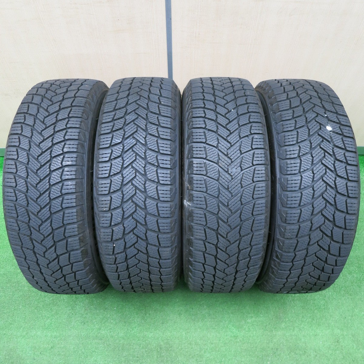 [送料無料] タイヤほぼ未使用！22年！キレイ★マツダ アクセラ 純正 205/60R16 スタッドレス ミシュラン X-ICE SNOW 16インチ PCD114.3/5H★4120702NJス