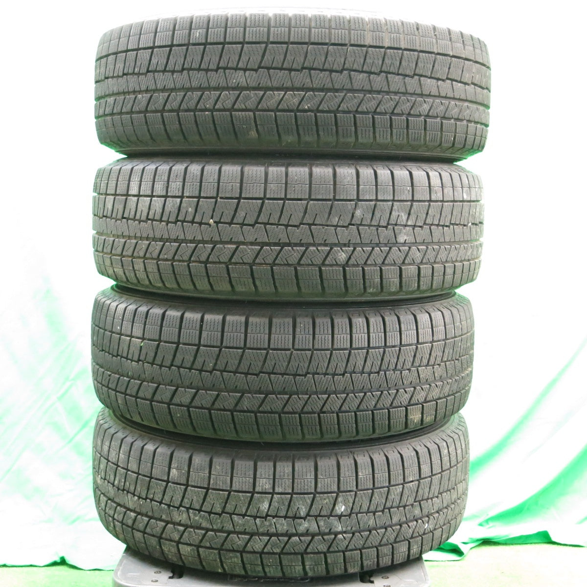 *送料無料* バリ溝！21年！綺麗！9.5分★スタッドレス 195/65R15 ダンロップ ウインターマックス03 Fang ファング 15インチ PCD114.3/5H★4042702ナス