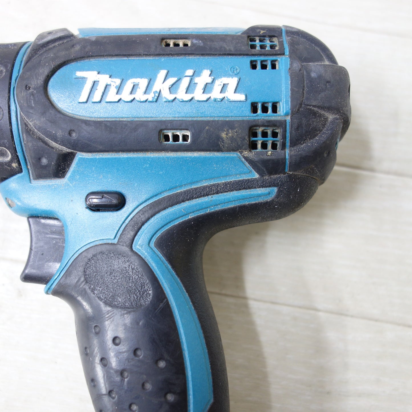 [送料無料] ◆makita マキタ 充電式ドライバドリル BHP452 18V バッテリー付き 電動工具◆