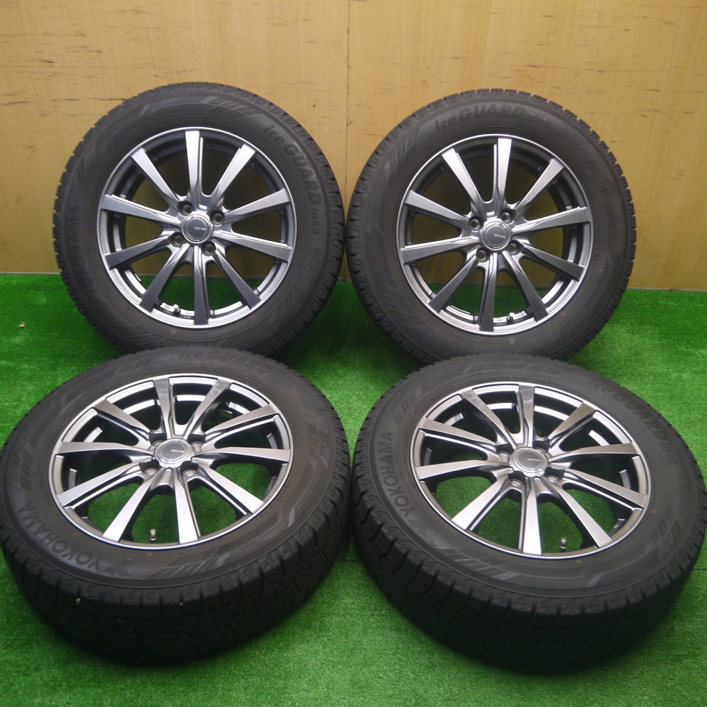 *送料無料* バリ溝！20年！キレイ！8.5分★スタッドレス 195/65R16 ヨコハマ アイスガード iG60 GRASS グラス 16インチ PCD100/4H★4082603Hス