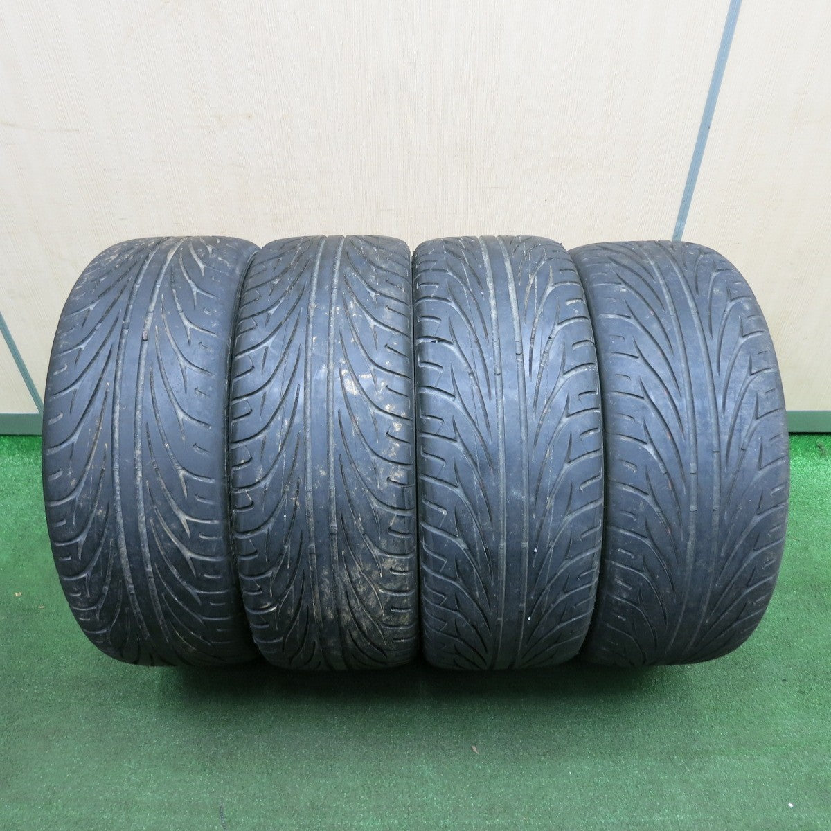 *送料無料* バリ溝！9.5分★LOXARNY MULTI FORCHETTA 225/35R19 ケンダ ラジアル カイザー ロクサーニ 19インチ PCD114.3/5H★4032505TNノ