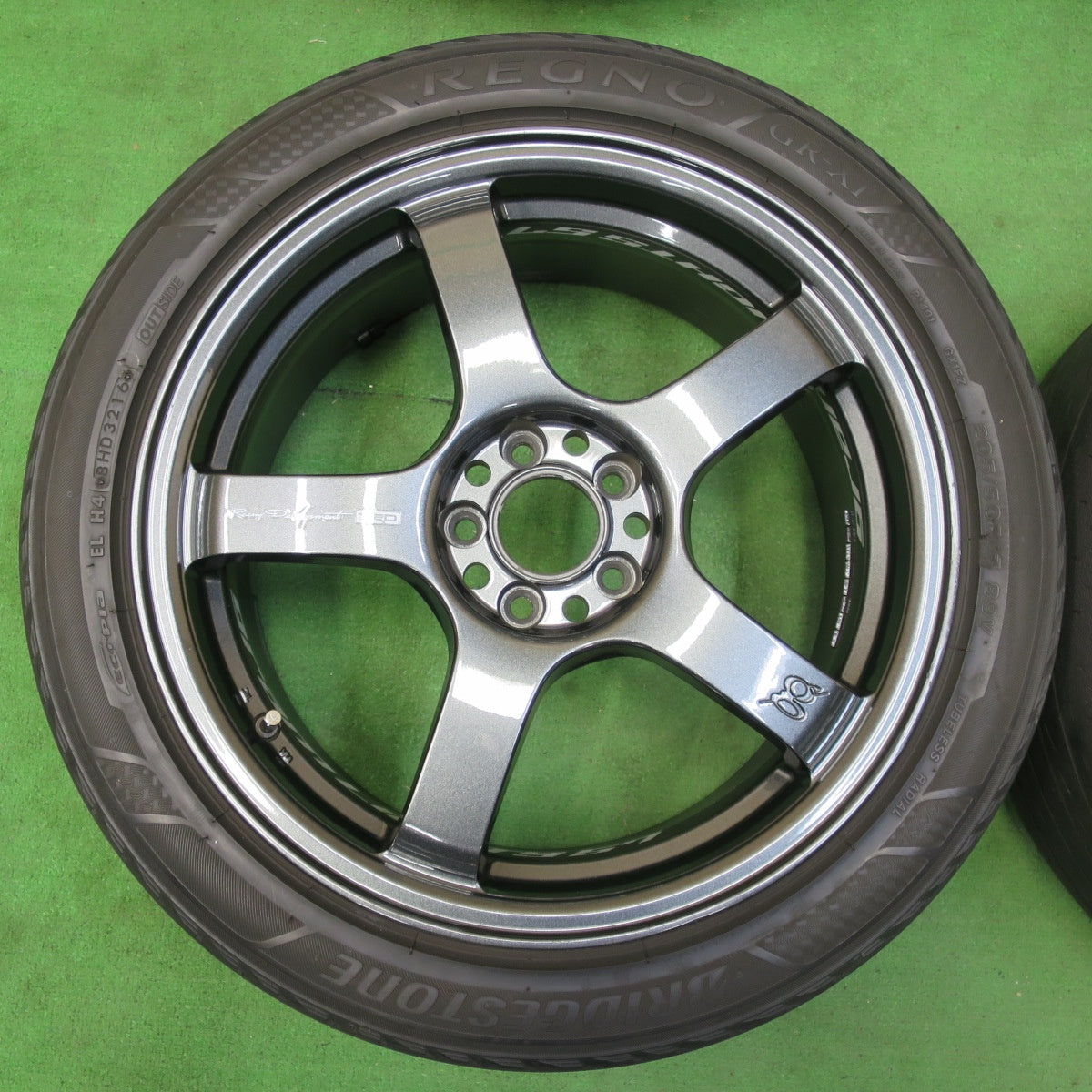 *送料無料* キレイ★インプレッサ等 RAYS gram LIGHTS T57-RC 205/50R17 ブリヂストン レグノ GR-XI レイズ グラムライツ PCD100/5H★4081701イノ