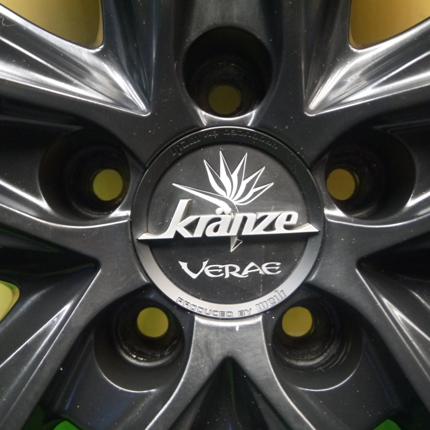 *送料無料* バリ溝！23年！9.5分★プリウス等 kranze VERAE 225/35R19 ニットー NT555 G2 クレンツェ ヴェラーエ 19インチ PCD100/5H★4083003Hノ