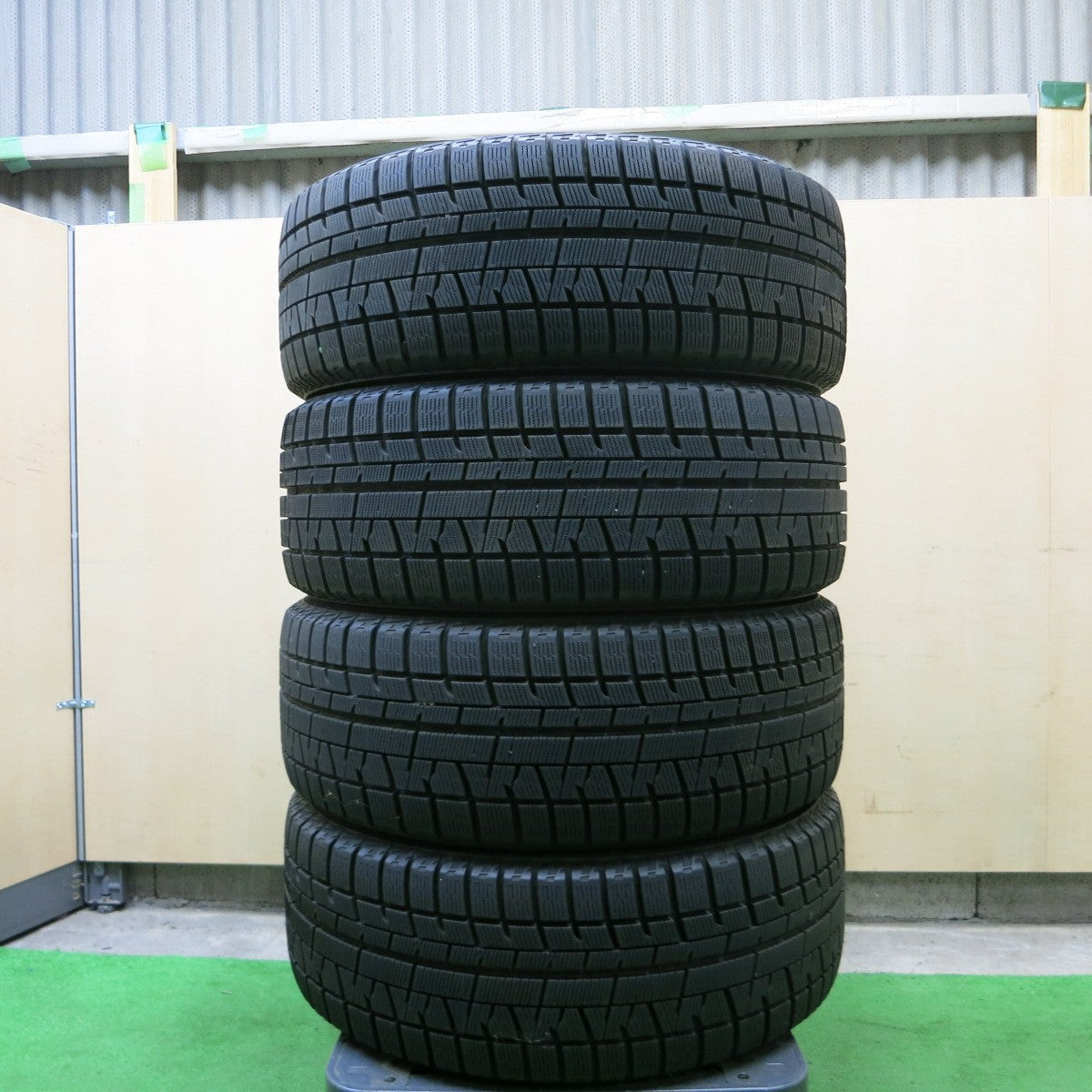 *送料無料* バリ溝！キレイ！9.5分★ベンツ等 EUROTECH 225/45R18 スタッドレス ヨコハマ アイスガード iG50 プラス ユーロテック PCD112/5H★4062403ナス