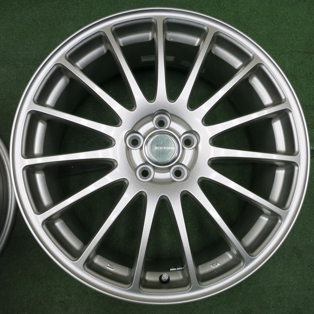 *送料無料* キレイ★ECO FORME エコフォルム ホイール 18インチ 18×7.5J PCD100/5H★4060502NJホ