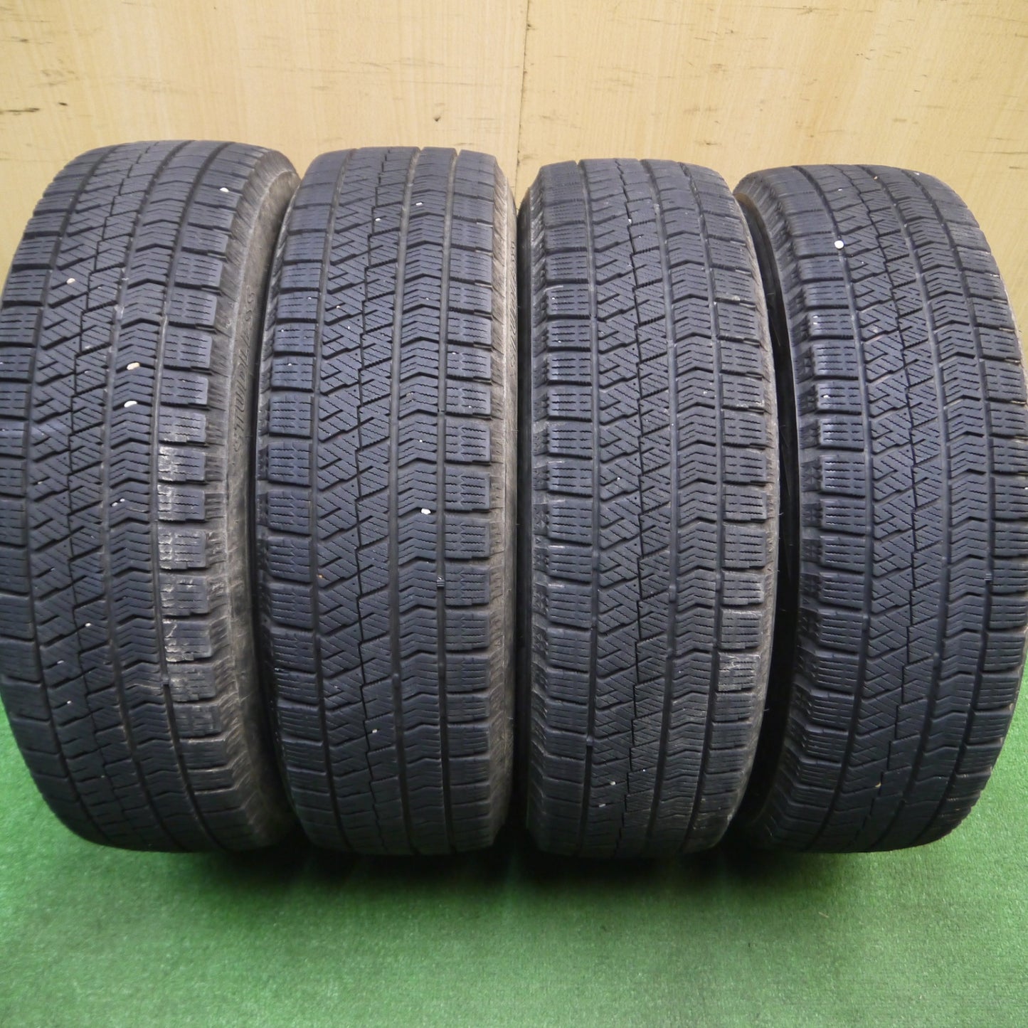 [送料無料] キレイ！20年★スタッドレス 175/65R15 ブリヂストン ブリザック VRX2 TOPRUN トップラン 15インチ PCD100/4H★4121309Hス