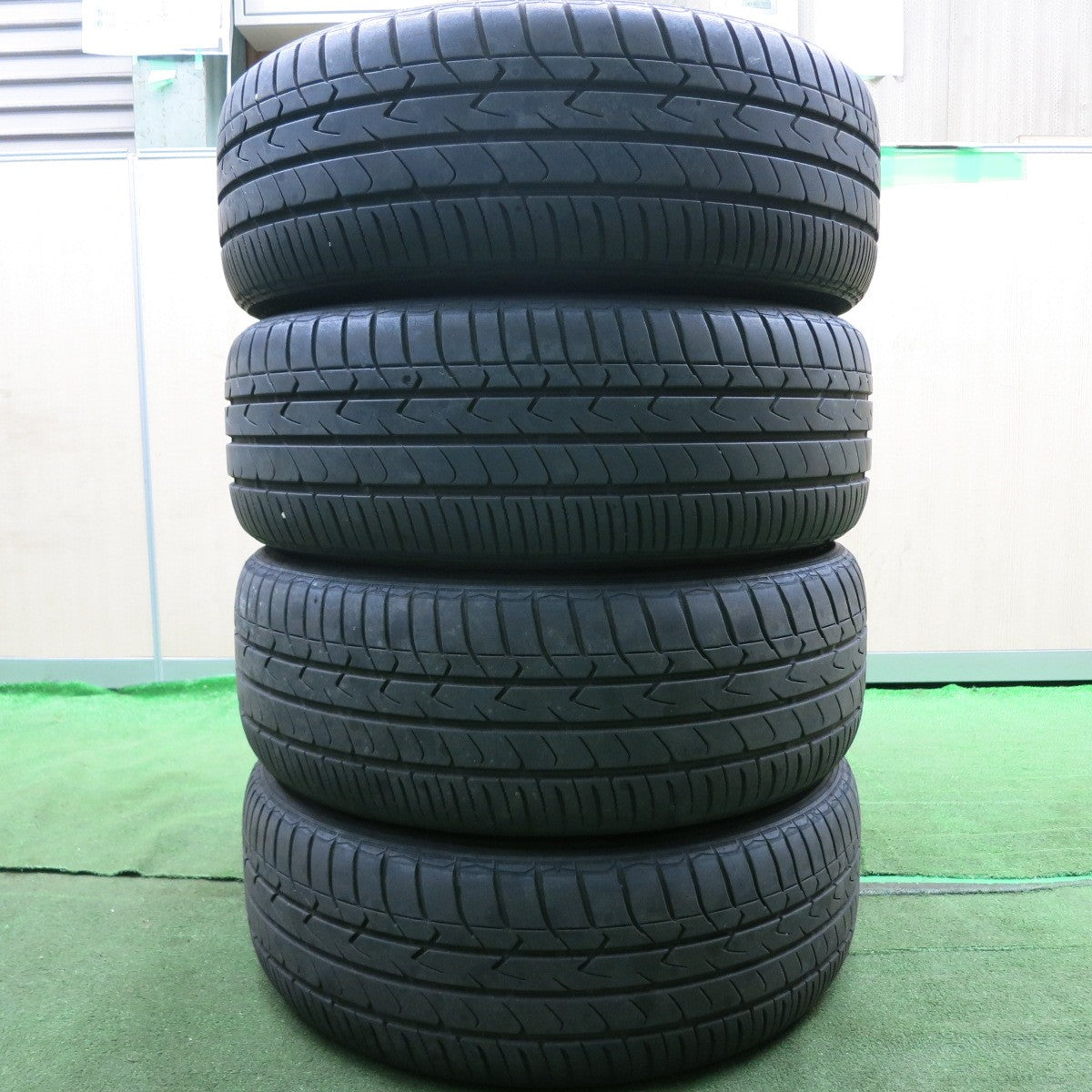 *送料無料* 4本価格★205/55R17 トーヨー トランパス MPZ RiZLEY ライツレー 17インチ PCD114.3/5H★4070903HAノ