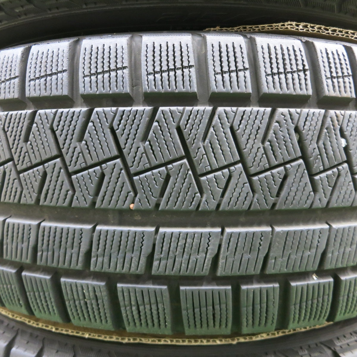 *送料無料* 4本価格★Partire ASSO 215/45R17 スタッドレス ピレリ アイスアシンメトリコ パルティーレ アッソ PCD100/5H★4061802ナス