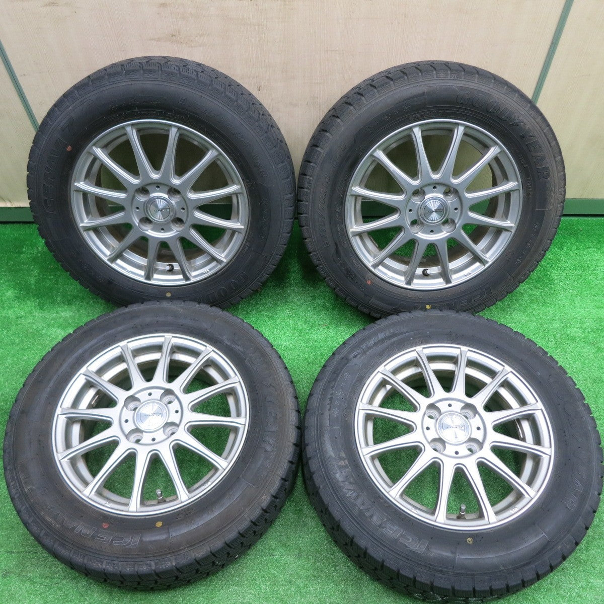 [送料無料] バリ溝！8.5分★スタッドレス 175/70R14 グッドイヤー アイスナビ7 ravrion LUMIERE ラブリオン 14インチ PCD100/4H★4091405HAス