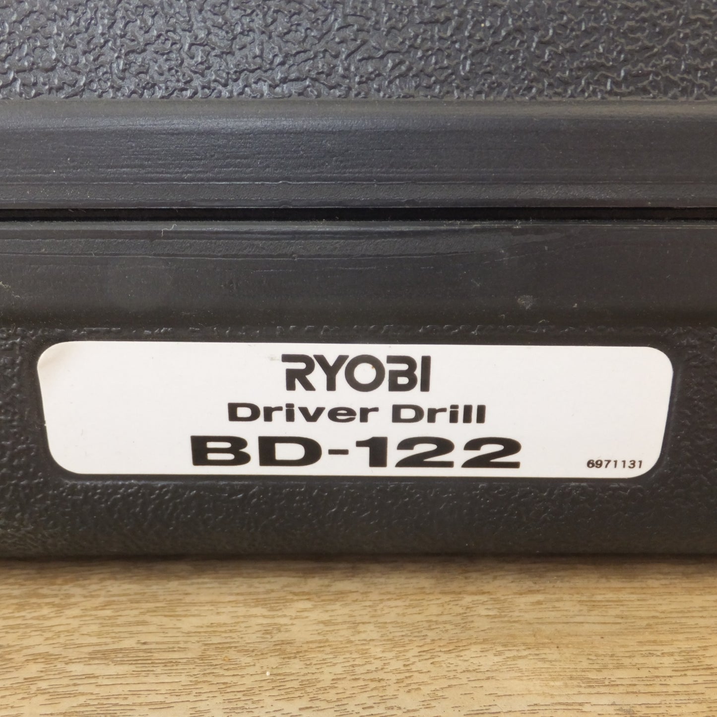 [送料無料] キレイ★リョービ RYOBI 充電式ドライバドリル BD-122　電池パック B-1203M1 2個　充電器 BC-1204　セット★