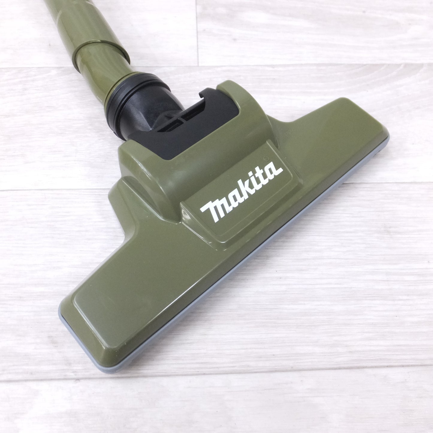 [送料無料] 美品◆makita マキタ 充電式クリーナ CL286FD オリーブ バッテリー 充電器付き ワンタッチスイッチ サイクロン一体式 電動工具◆