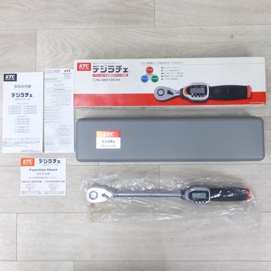 [送料無料] 美品◆KTC 京都機械工具 デジラチェ デジタル トルク レンチ GEK135-R4 1/2 12.7sq ケース 付き◆