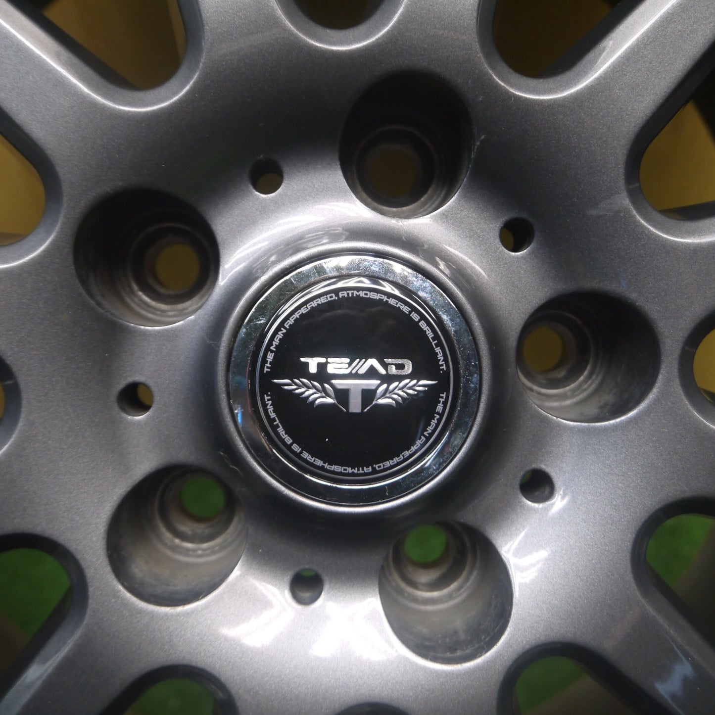 *送料無料* キレイ★スタッドレス 205/60R16 ピレリ アイスアシンメトリコ プラス TEAD テッド 16インチ PCD114.3/5H★4071905Hス