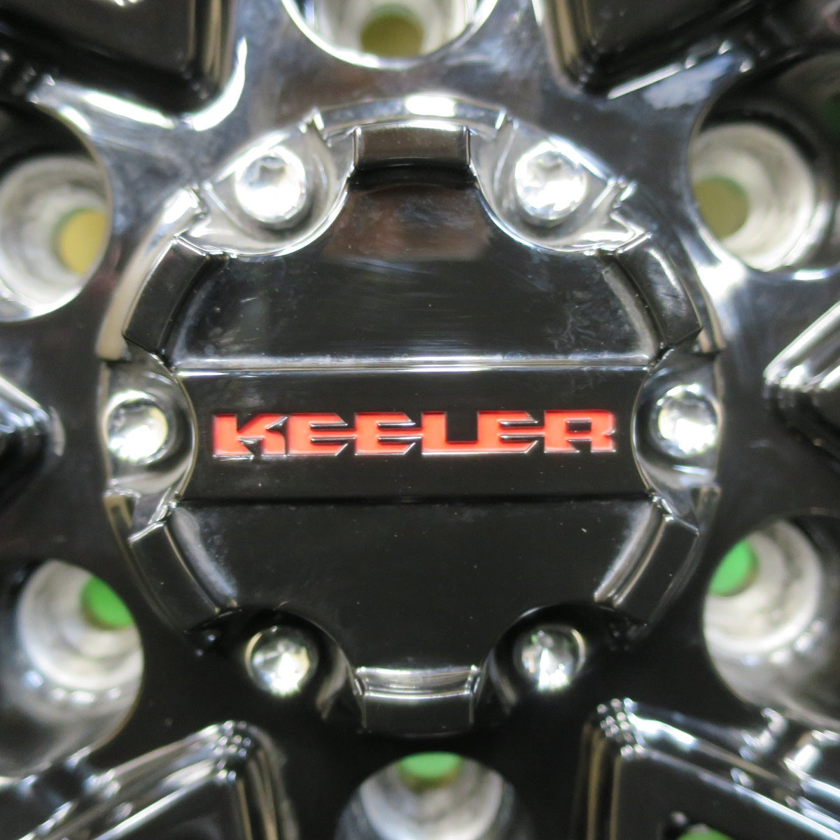 [送料無料] バリ溝！22年！キレイ！9.5分★KEELER スタッドレス 265/65R17 ブリヂストン ブリザック DM-V3 キーラー 17インチ PCD139.7/6H★4102501イス