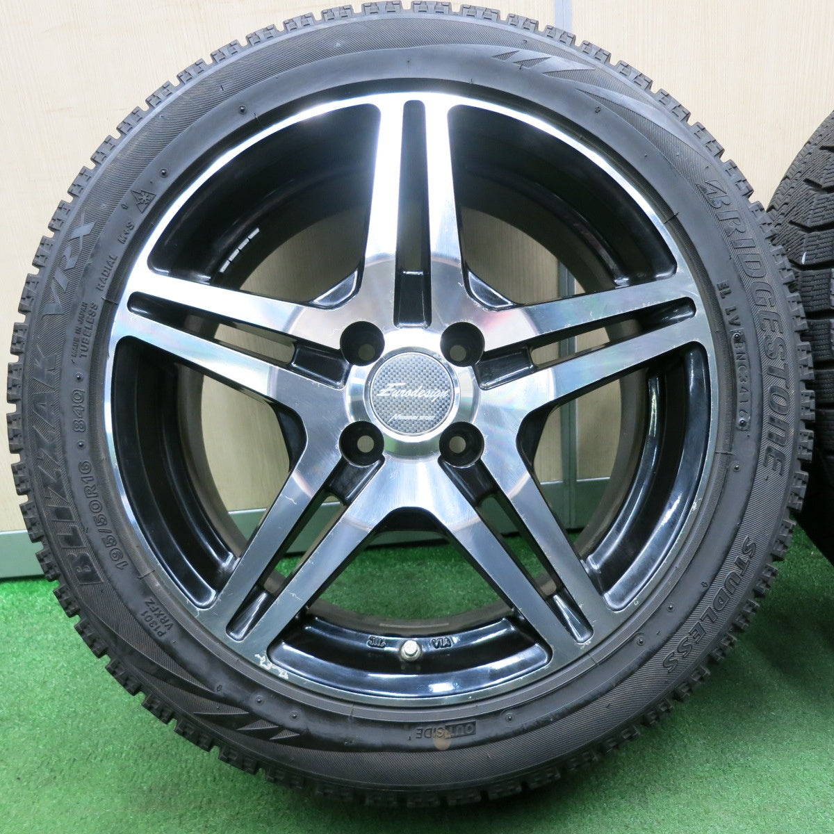 *送料無料* バリ溝！8.5分★スタッドレス 195/50R16 ブリヂストン ブリザック VRX Eurodesign MANARAY SPORT PCD100/4H★4040502NJス