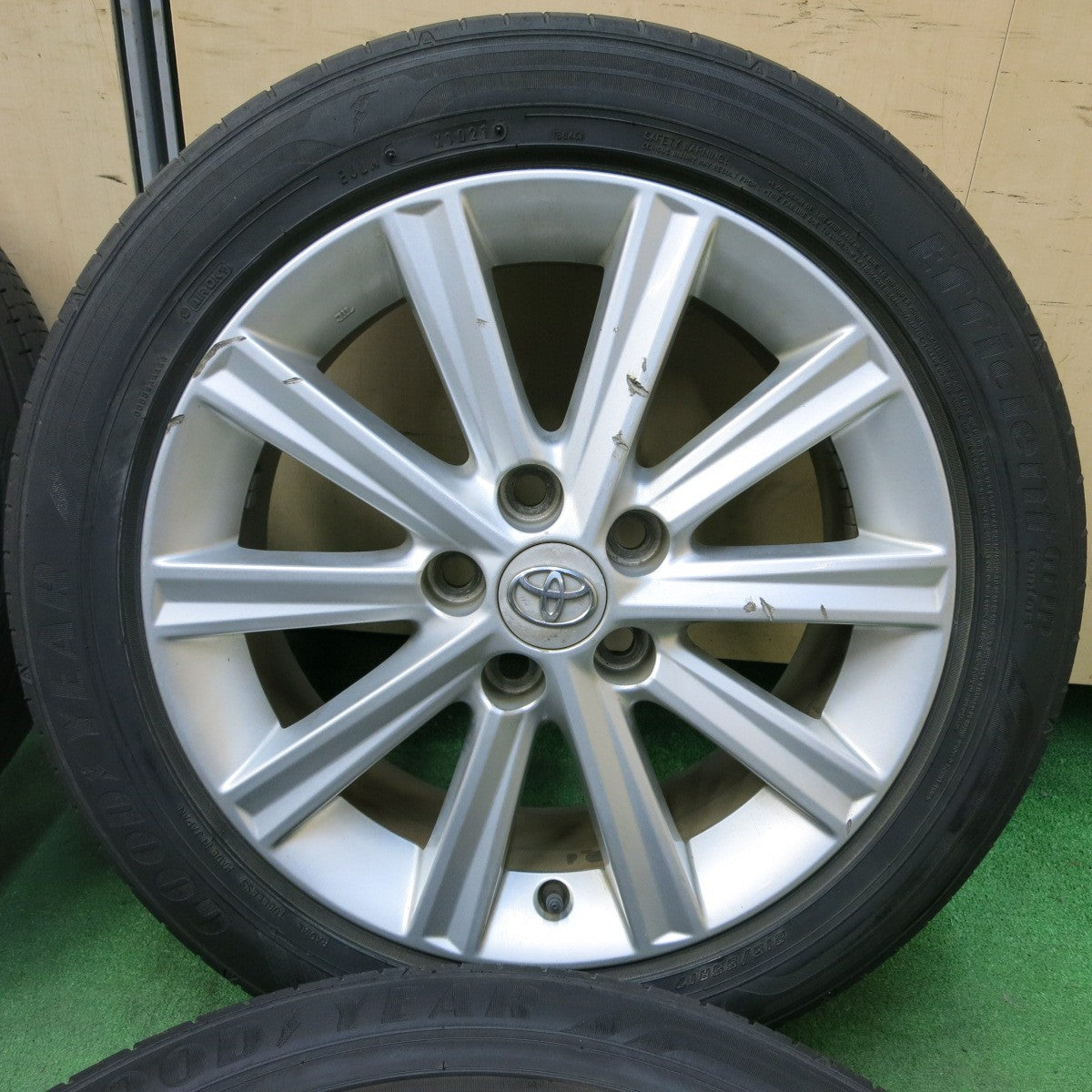 [送料無料] 4本価格！21年★トヨタ 50系 カムリ 純正 215/55R17 グッドイヤー EfficientGrip Comfort 17インチ PCD114.3/5H★4102305SYノ