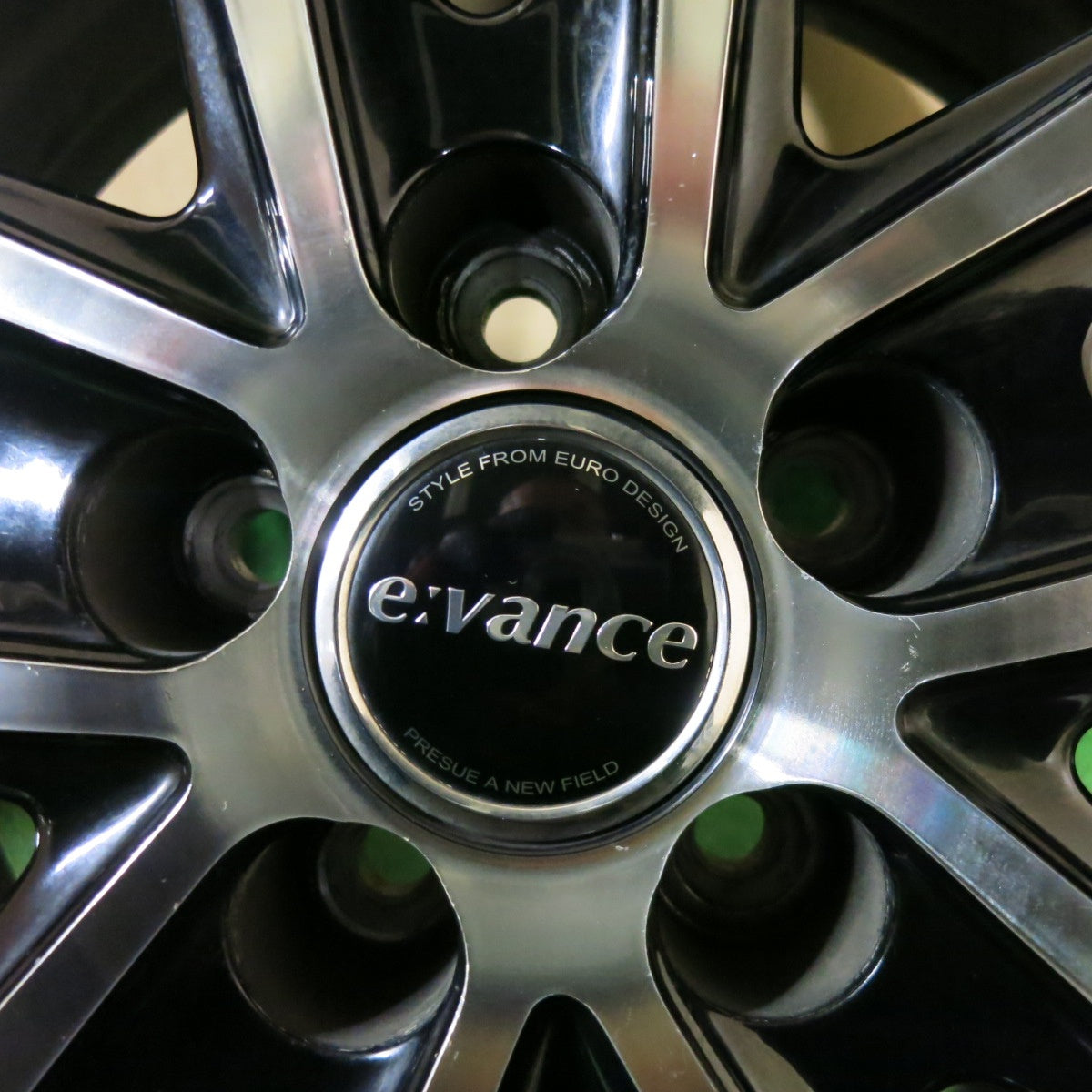 [送料無料] 4本価格★e:vance HA1 15インチ エヴァンス 社外 アルミ ホイール evance 15×6J PCD100/5H★5012810SYホ