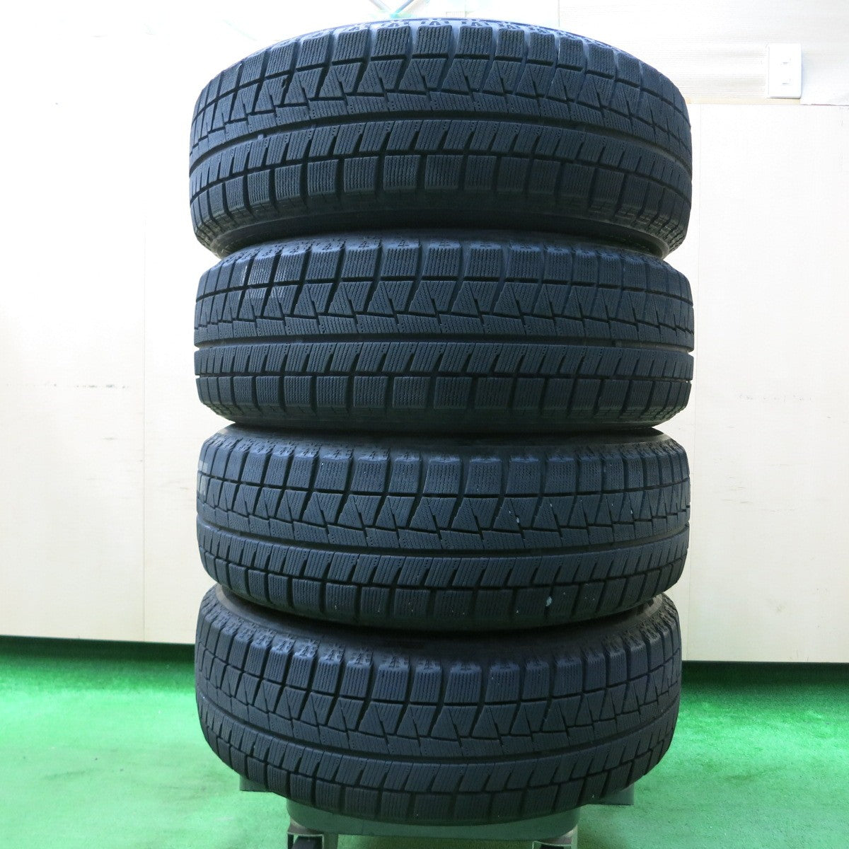 *送料無料* キレイ★トヨタ 30系 プリウス 純正 195/65R15 スタッドレス ブリヂストン ブリザック REVO GZ 15インチ PCD100/5H★4042314イス