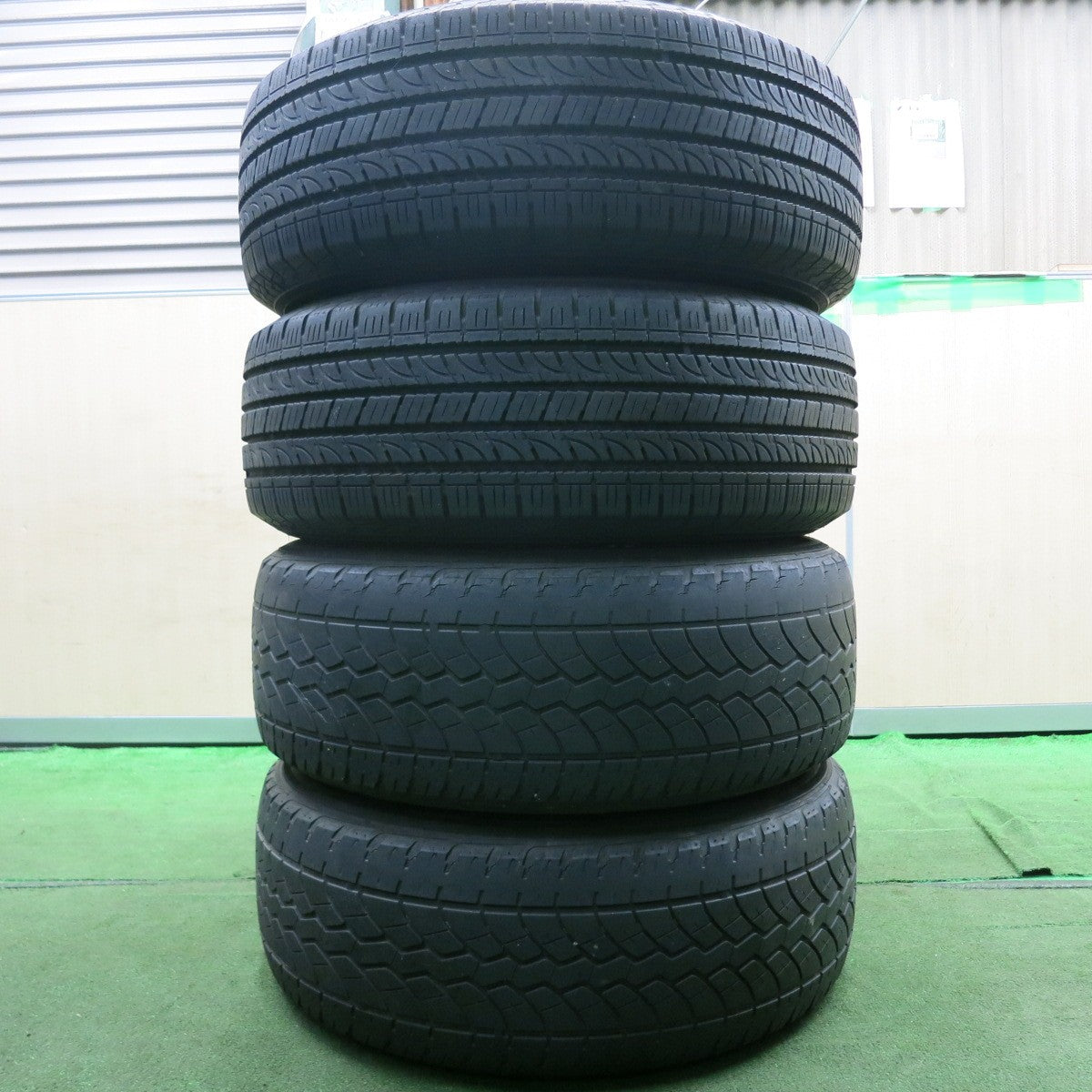 *送料無料* バリ溝！9.5分★三菱 パジェロ 純正 265/65R17 ヨコハマ ジオランダー H/T G056 17インチ PCD139.7/6H★4070307HAノ