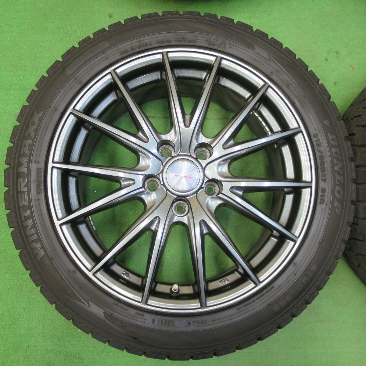 *送料無料* バリ溝！21年！キレイ！9.5分★スタッドレス 215/50R17 ダンロップ ウインターマックス WM02 VELVA SPORTZ ヴェルヴァ PCD114.3/5H★4090807イス